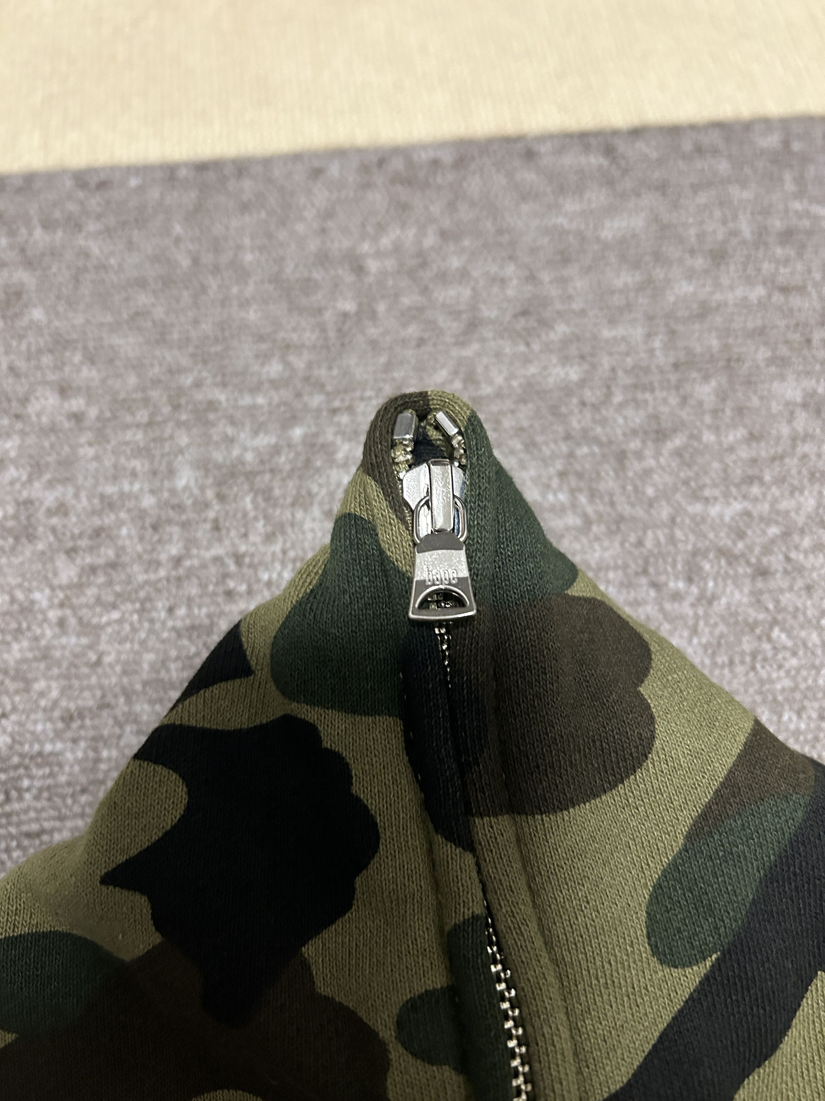 Bape Bape 1st Camo Green Spell Out Full Zip Hoodie Size US S / EU 44-46 / 1 - 13 Thumbnail