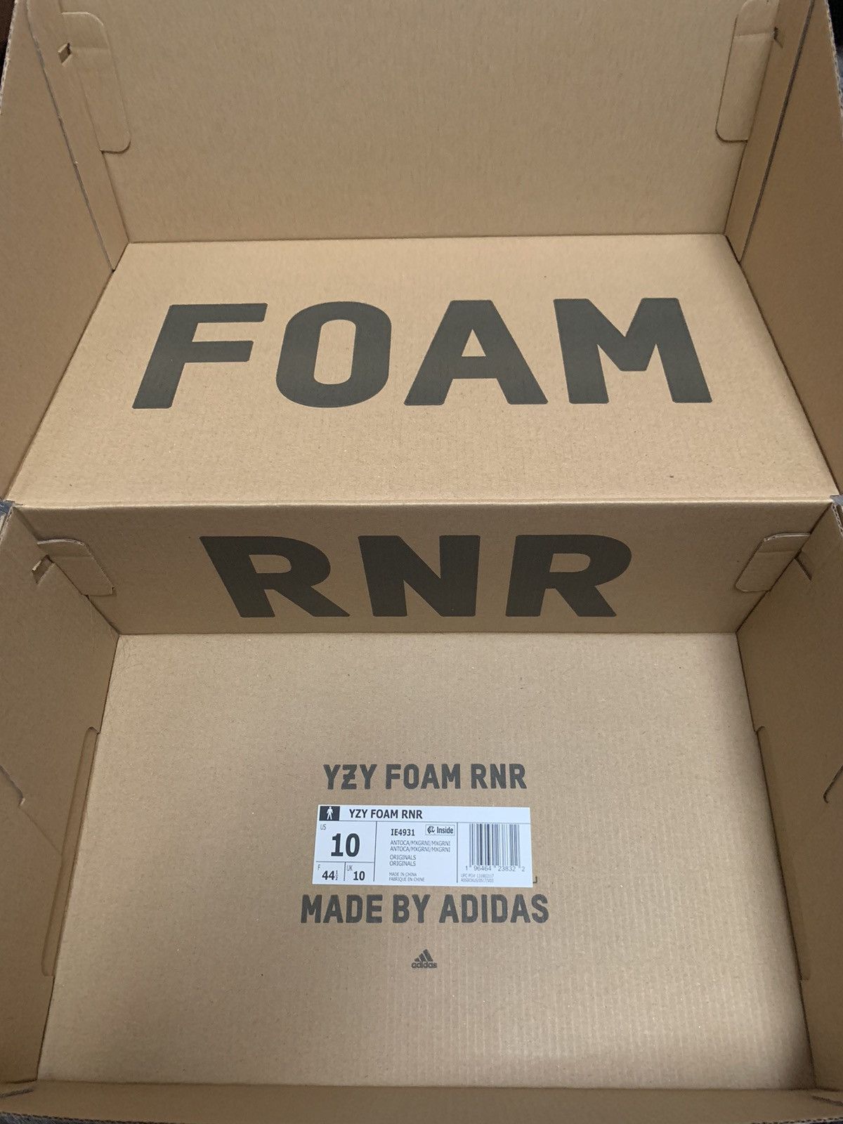 Adidas × Kanye West × Yeezy Yeezy Foam Runner MX Granite Size US 10 / EU 43 - 9 Thumbnail