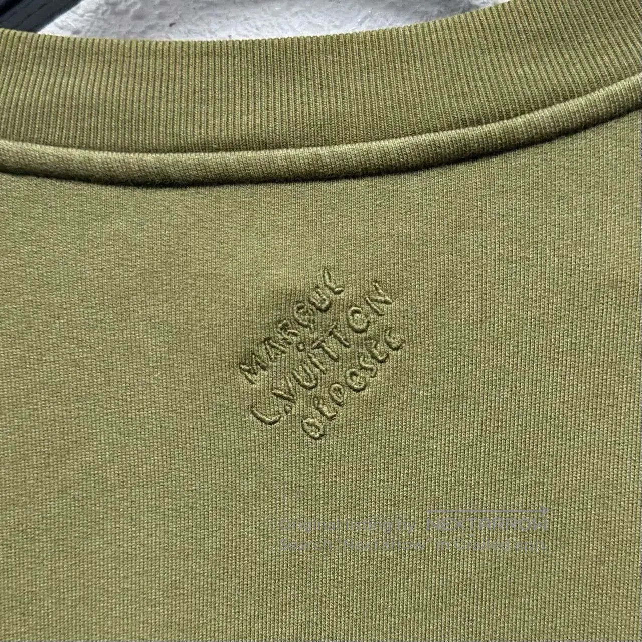 Louis Vuitton Louis Vuitton Collaboration Sweatshirt in Olive Green. Size US L / EU 52-54 / 3 - 5 Thumbnail