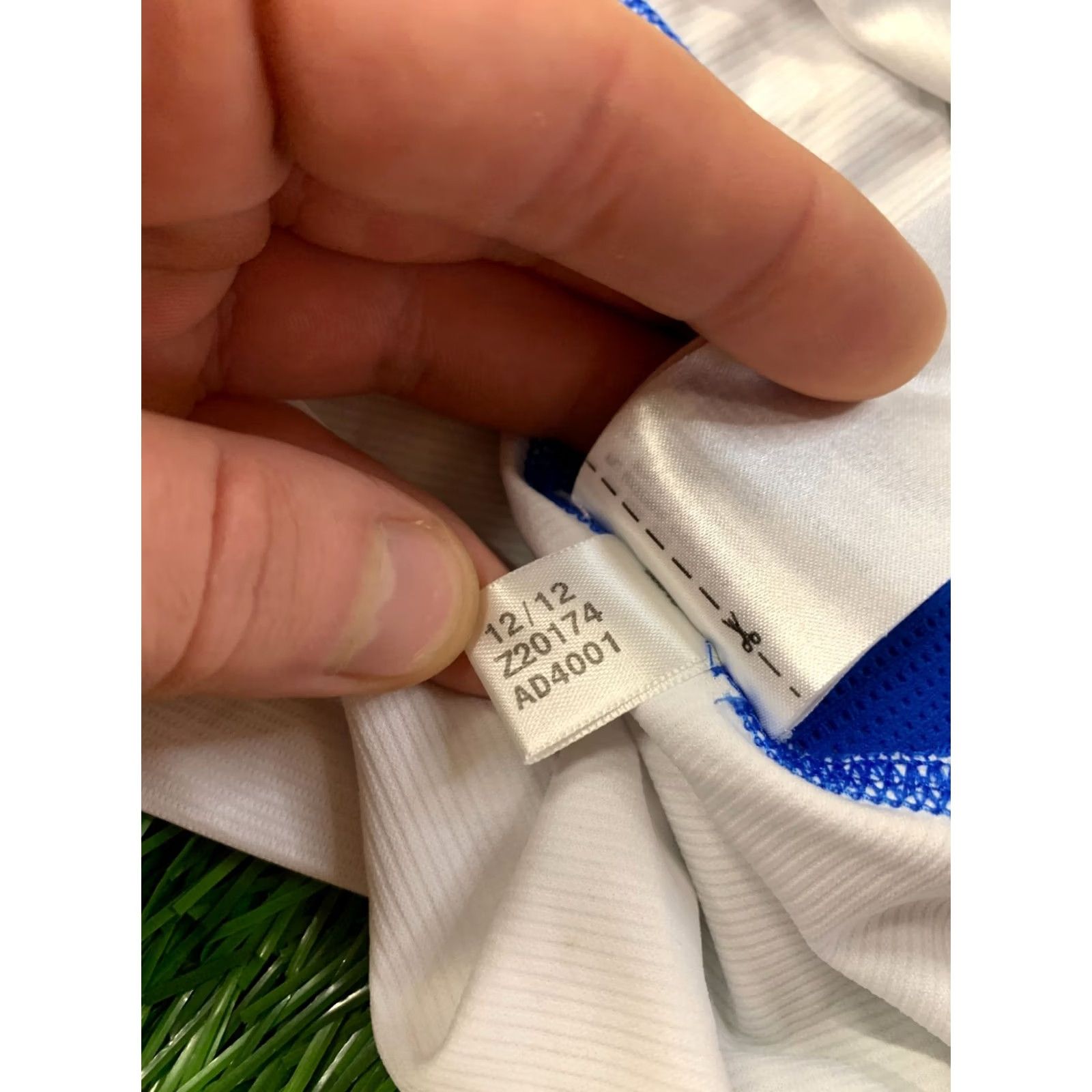 Adidas ADIDAS PERFORMANCE SHIRT Men Short Sleeve T-Shirt 2012 Base Training Running 100% Polyester White Blue Yellow XS? Size US S / EU 44-46 / 1 - 7 Thumbnail