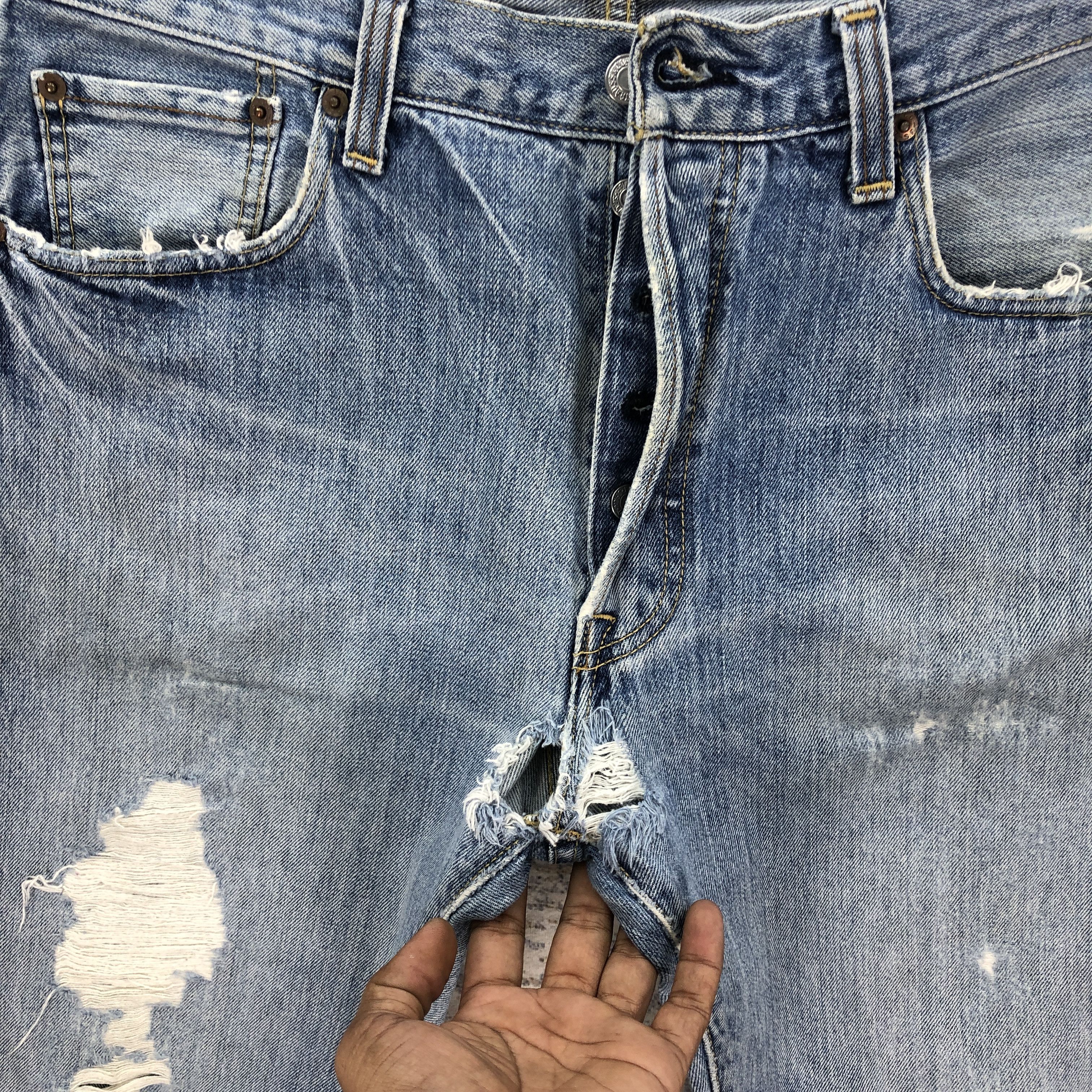 Levi's Vintage Levis 501 Jeans Distressed Faded Levis 501 Denim Size US 32 / EU 48 - 11 Thumbnail