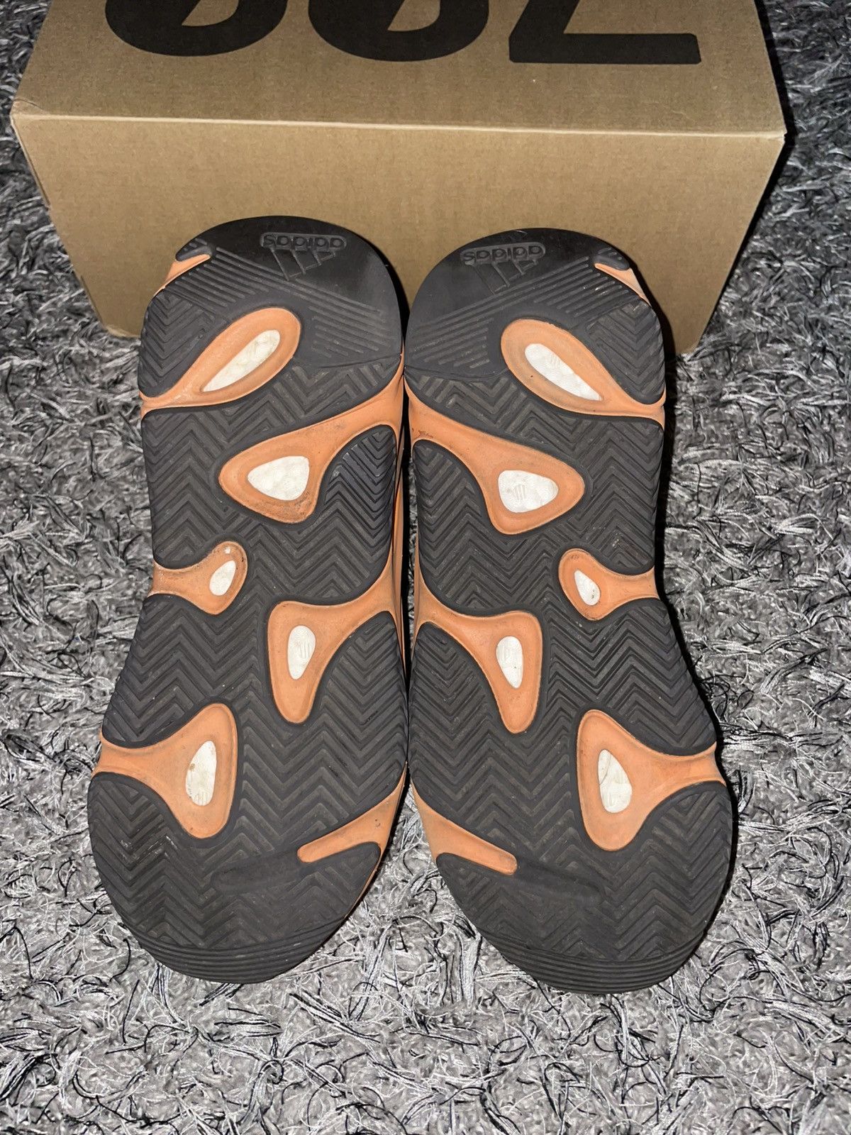 Adidas × Yeezy Yeezy Boost 700 'Enflame Amber' Size US 10 / EU 43 - 5 Thumbnail
