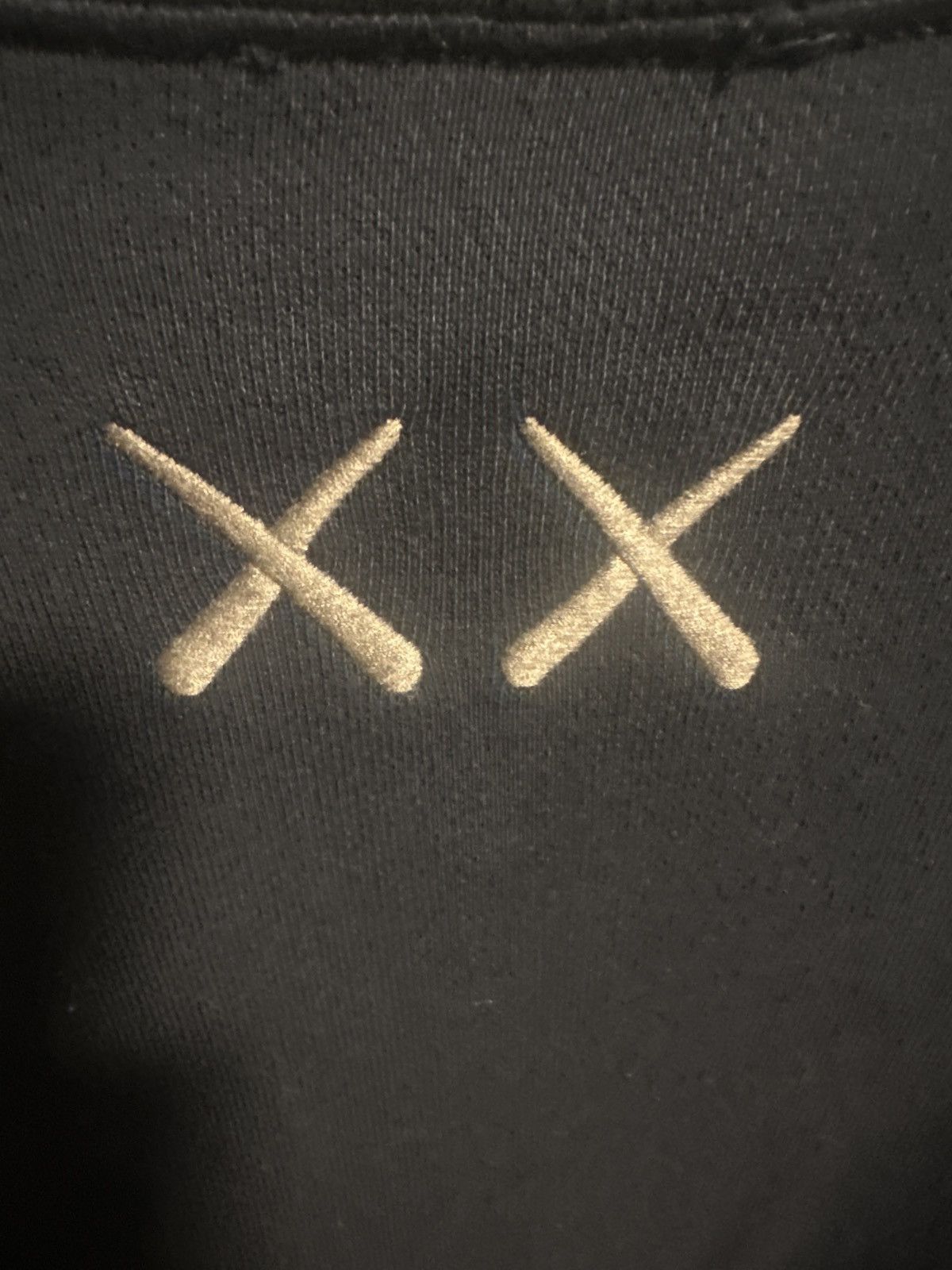 Kaws × Uniqlo Kaws sweater Size US M / EU 48-50 / 2 - 4 Thumbnail