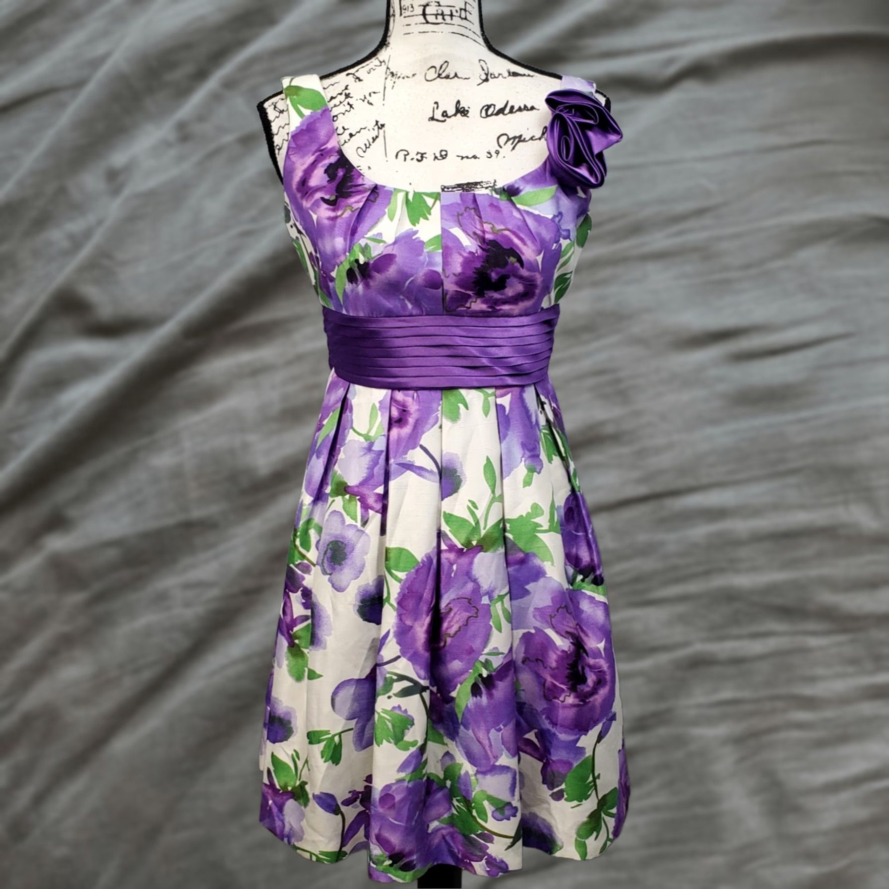 Vintage Sophia Christina Womens 4 Purple Floral Sleeveless Empire Waist Flare Dress Midi Boho Pattern Size S / US 4 / IT 40 - 1 Thumbnail
