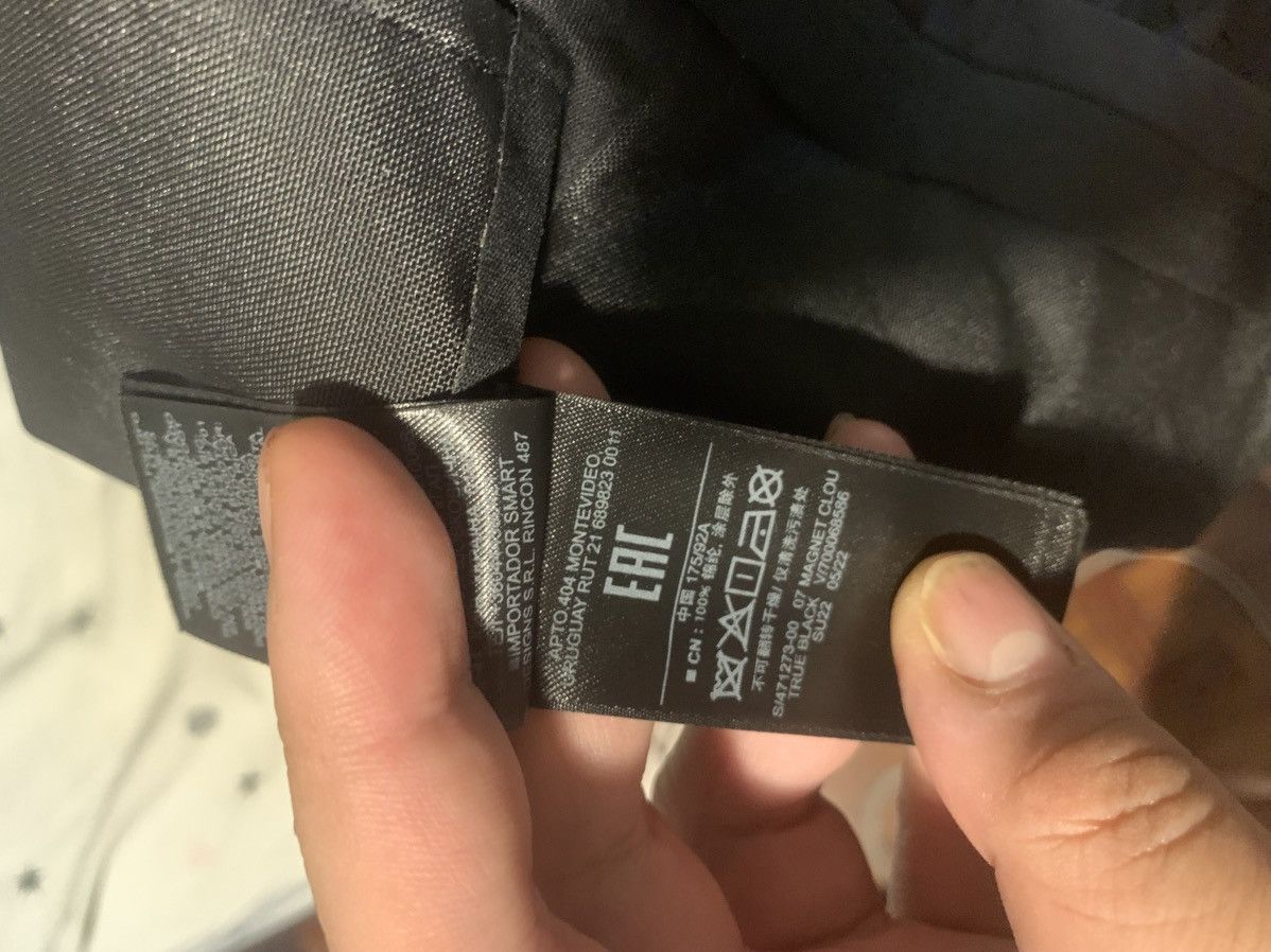 Balenciaga × Gap × Yeezy Yeezy gap balenciaga t cut parka Size US S / EU 44-46 / 1 - 14 Thumbnail