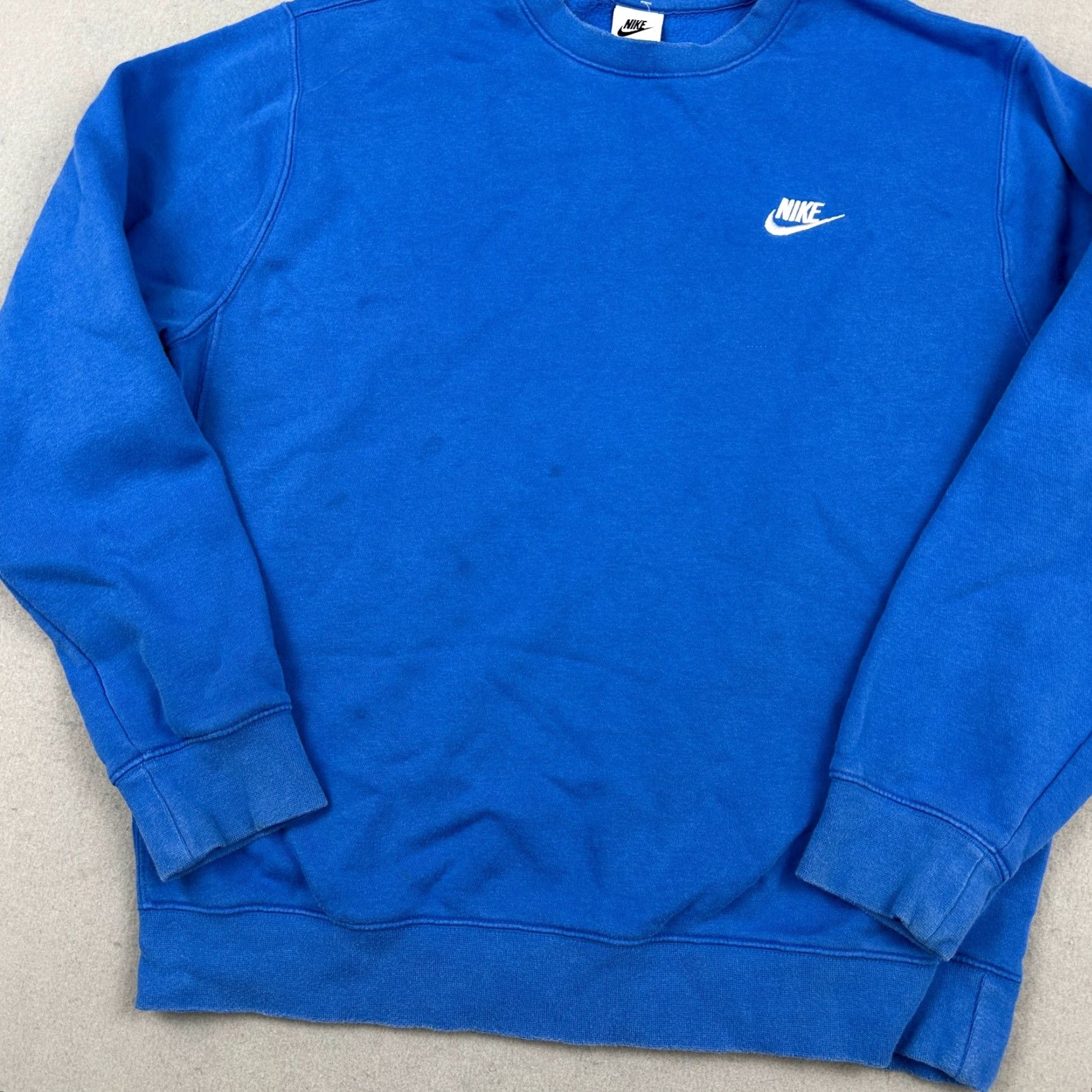 Nike Nike Sweatshirt Men Medium Blue Embroidered Swoosh Crewneck Pullover Gym & Training Regular Size M Size US M / EU 48-50 / 2 - 3 Thumbnail