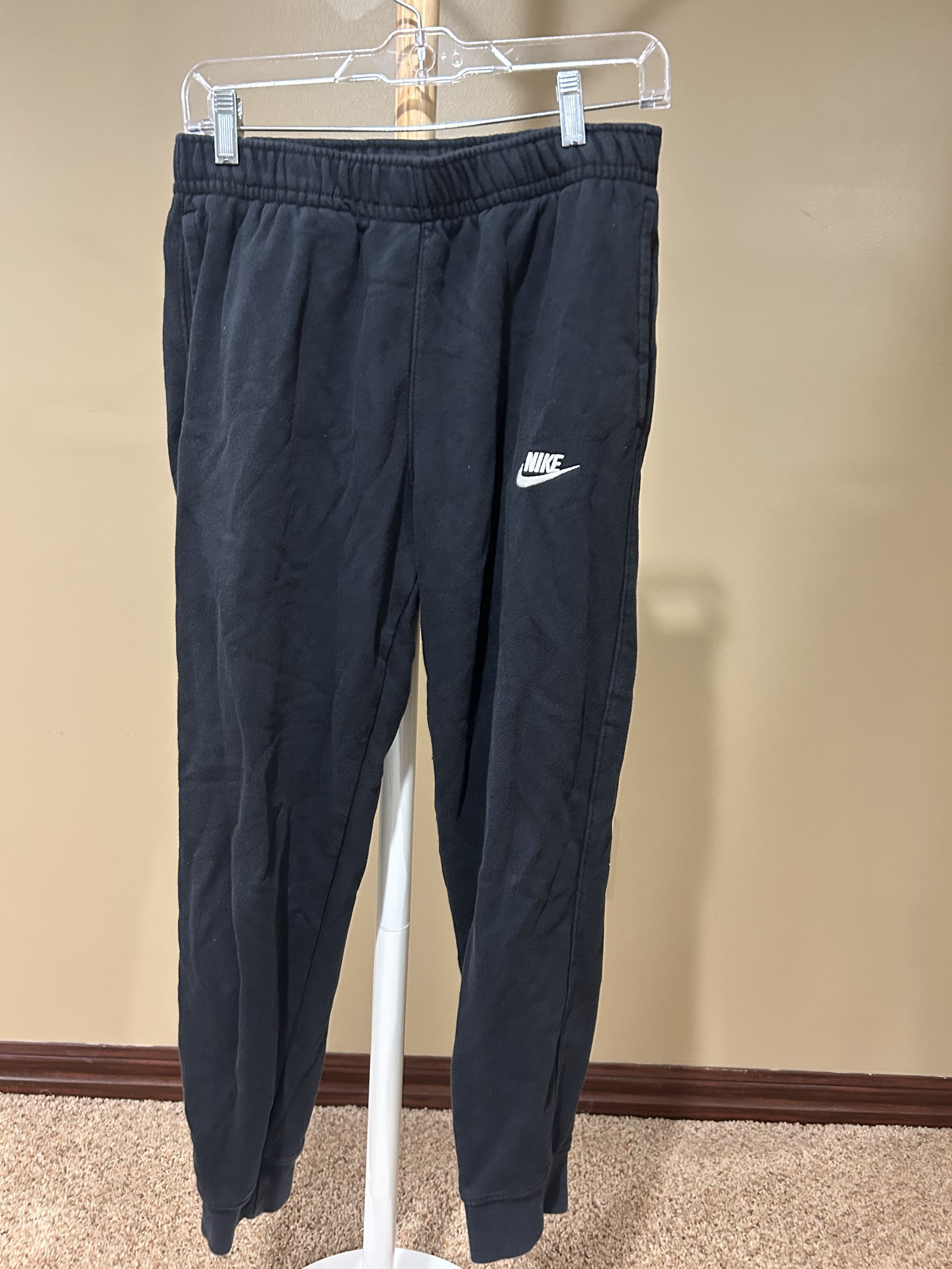 Nike Nike Sleeve-Cuffed Joggers Size US 30 / EU 46 - 1 Thumbnail