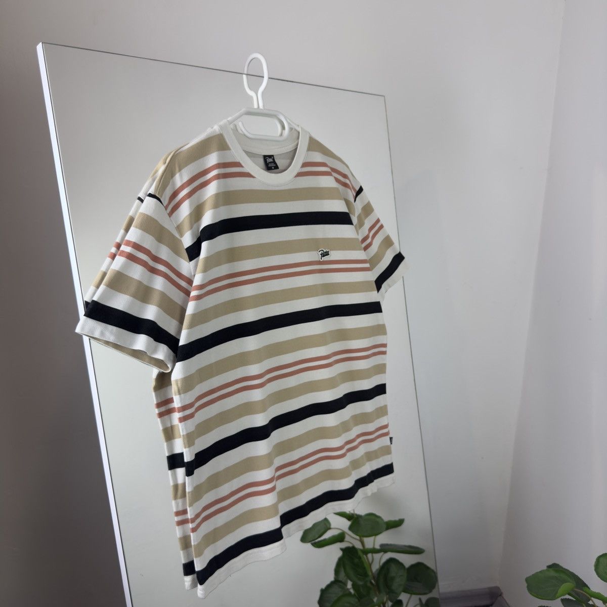 Patta Patty Boxy Fit T-shirt Rare Striped Mini Logo Y2k Style Size US M / EU 48-50 / 2 - 1 Thumbnail