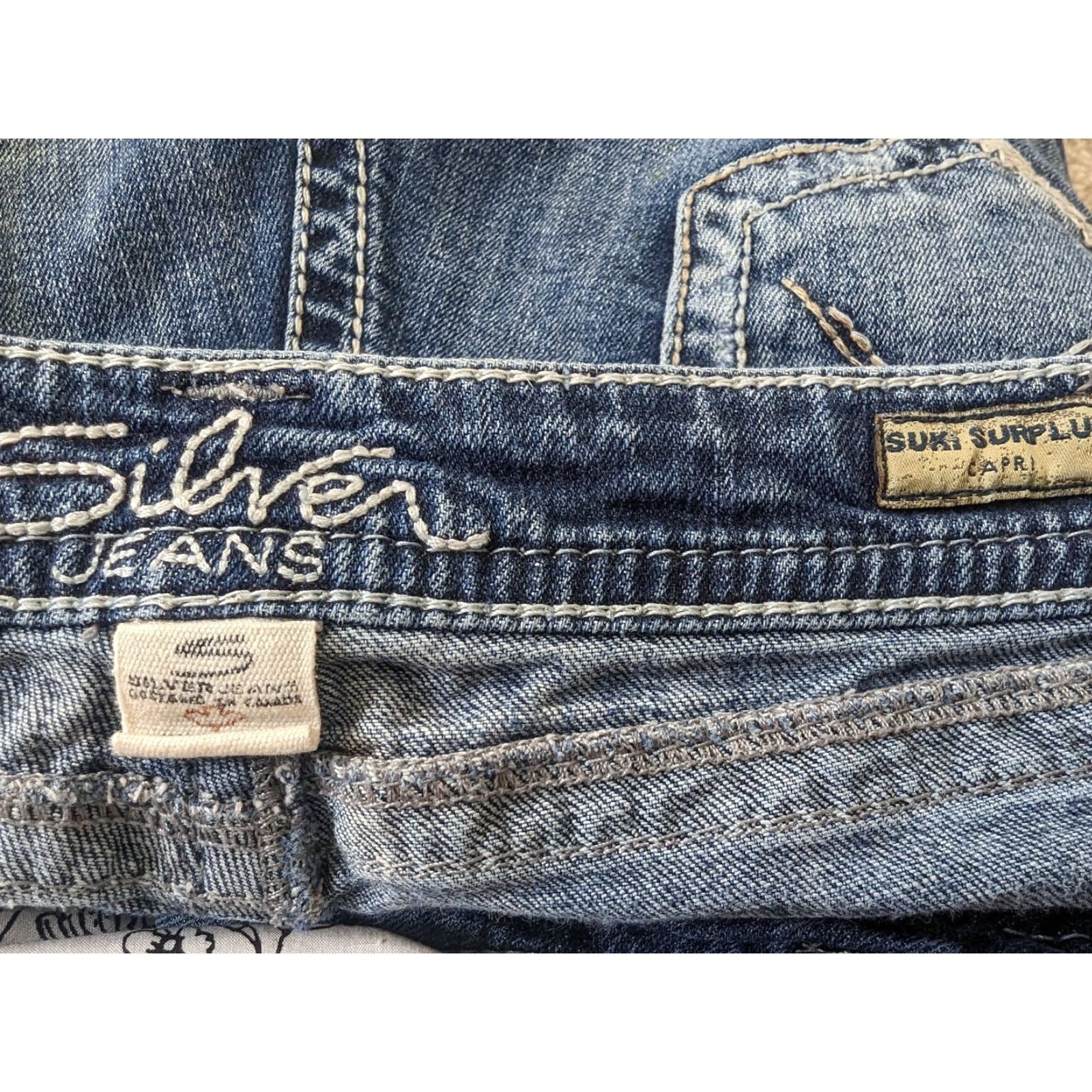 Silver Jeans Co. Silver Jeans Suki Capri Woman's 24 Blue Wash Surplus Size 42" / US 20 - 3 Thumbnail