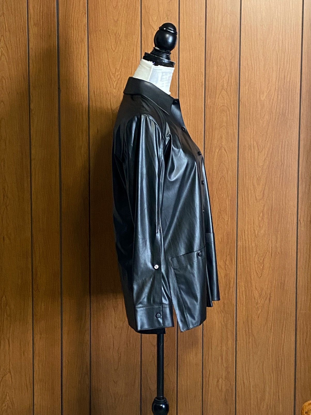 Theory Theory Shirt Jacket in Faux Leather size M Size M / US 6-8 / IT 42-44 - 7 Thumbnail