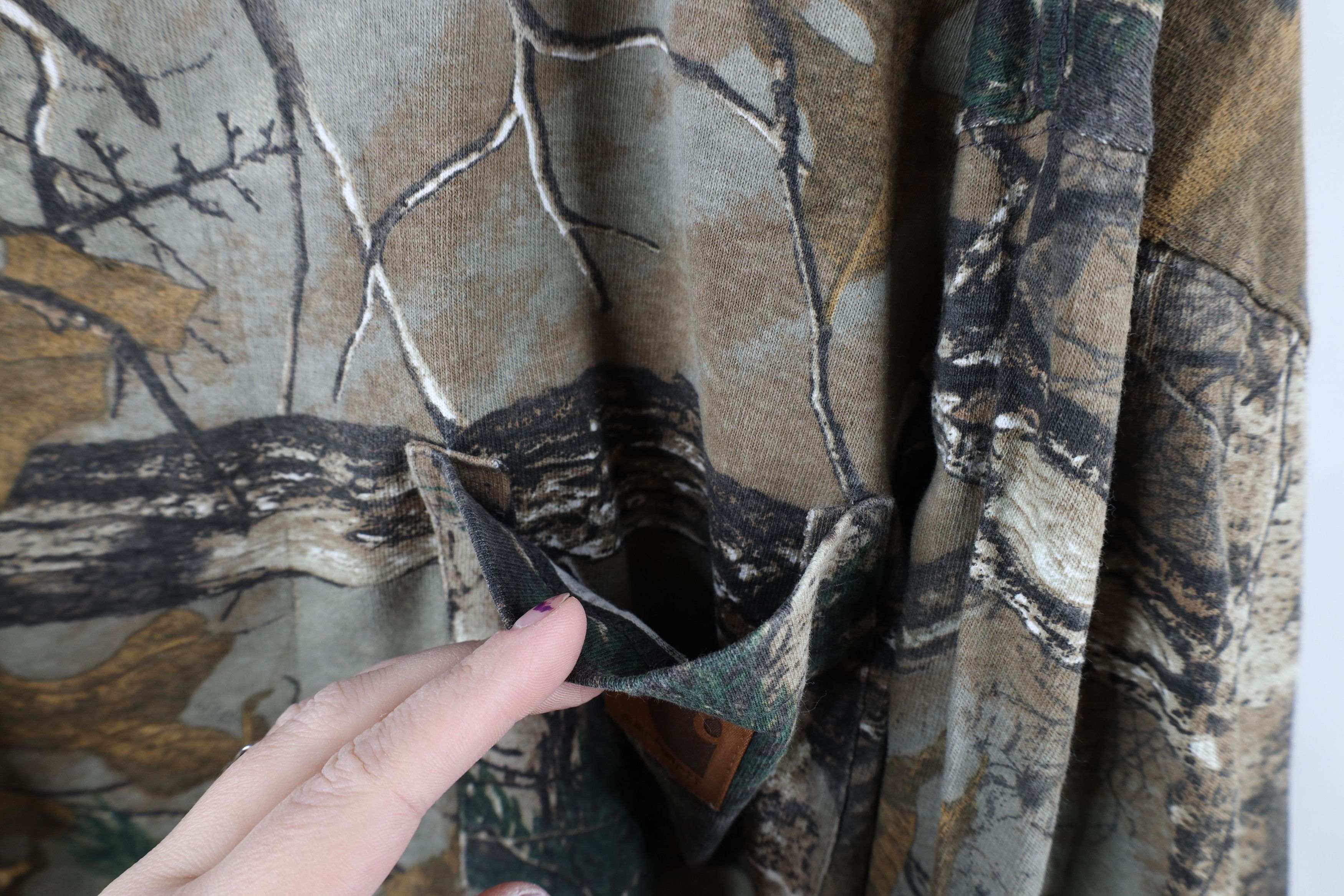 Carhartt × Vintage Vintage Carhartt Camouflage Long Sleeve Pocket T-Shirt Size US XXL / EU 58 / 5 - 5 Thumbnail