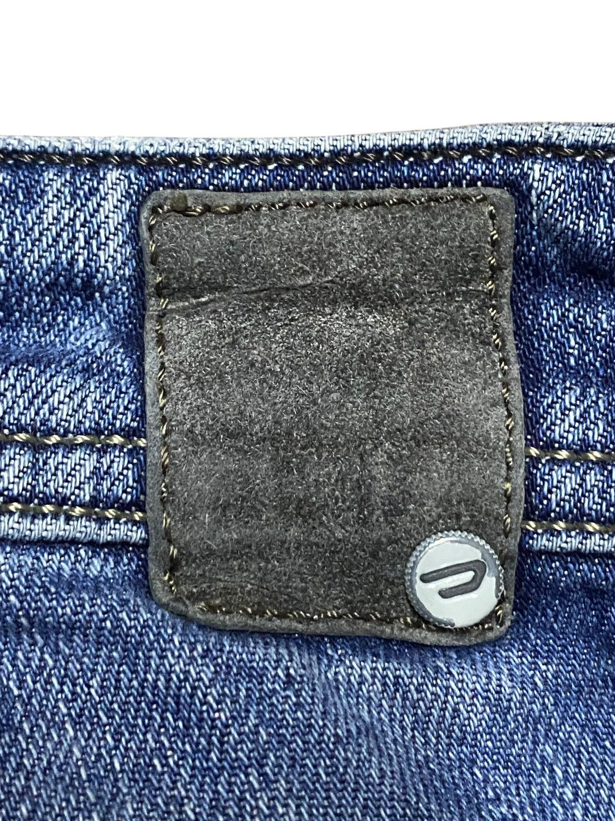 Diesel Vintage Diesel Thanaz Faded Wash Distressed Skinny Jeans Size US 34 / EU 50 - 7 Thumbnail