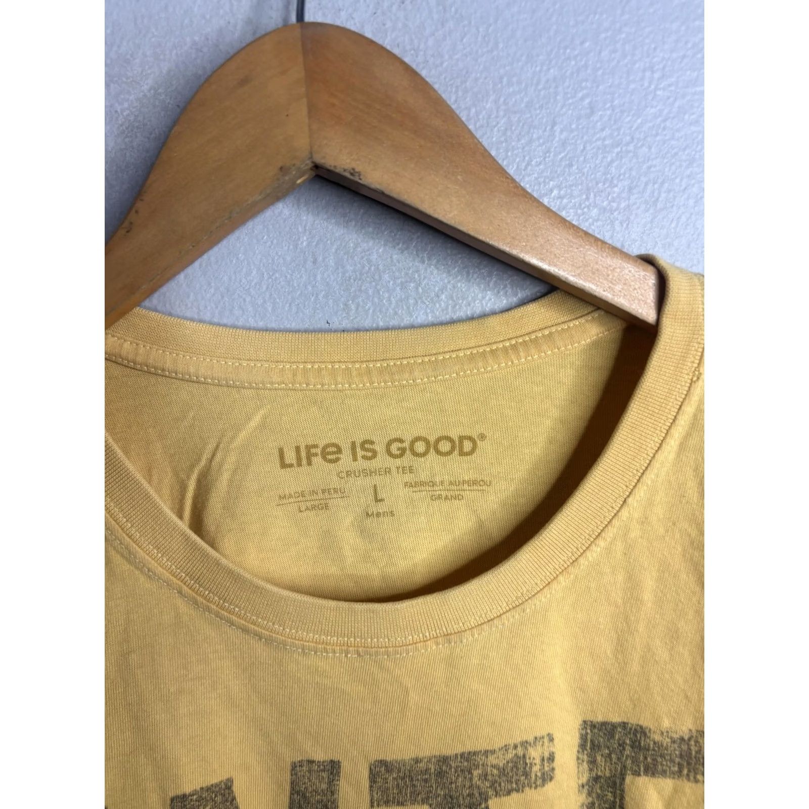 Life is Good Life Is Good Mens Large Yellow WTF Where'S The Fish Graphic Crusher Tee Size US L / EU 52-54 / 3 - 6 Thumbnail