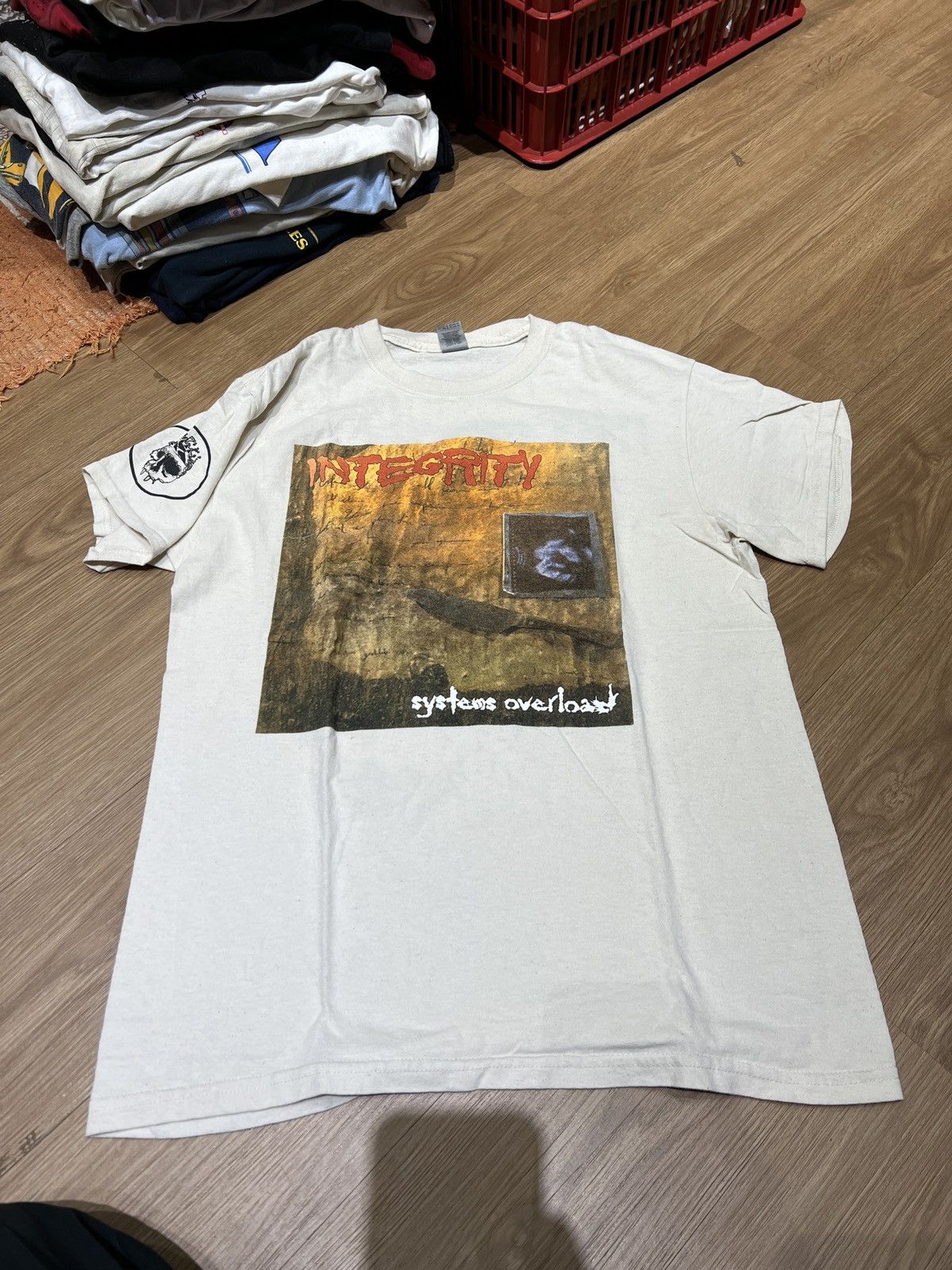 Band Tees Integrity hardcore systems overload tshirt tee Size US M / EU 48-50 / 2 - 3 Thumbnail