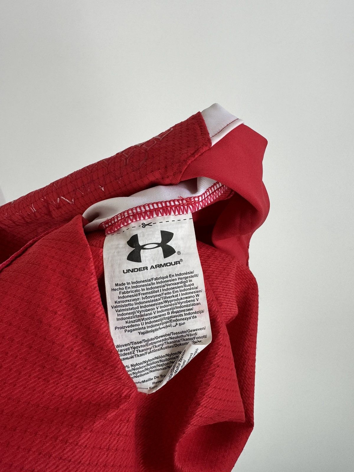 Under Armour Under Armour Wales Rugby Shirt Home WRU Admiral HeatGear Size US L / EU 52-54 / 3 - 4 Thumbnail