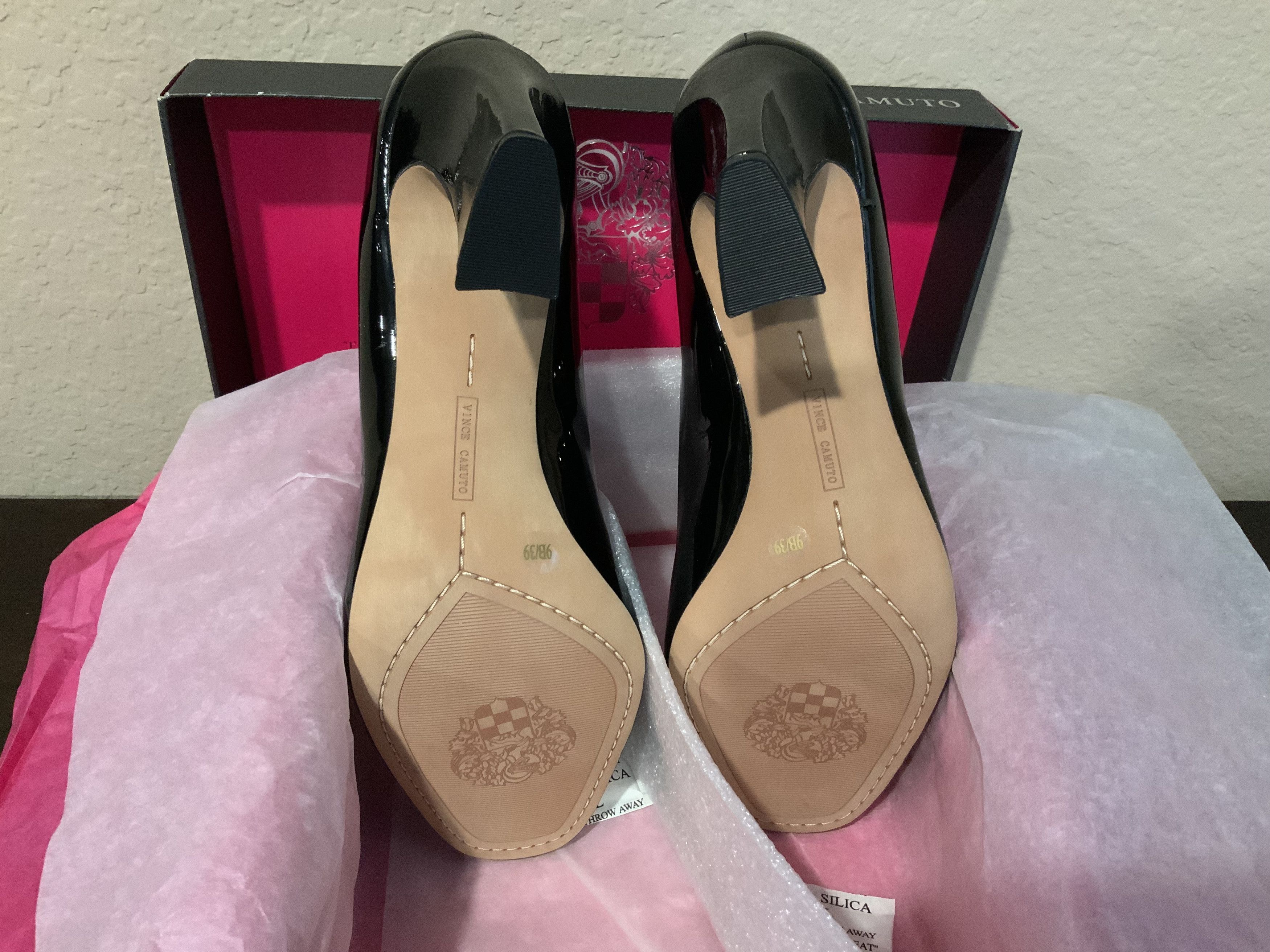 Vince Camuto Vince Camuto Black/Nubuck Patent Size US 9 / IT 39 - 7 Thumbnail