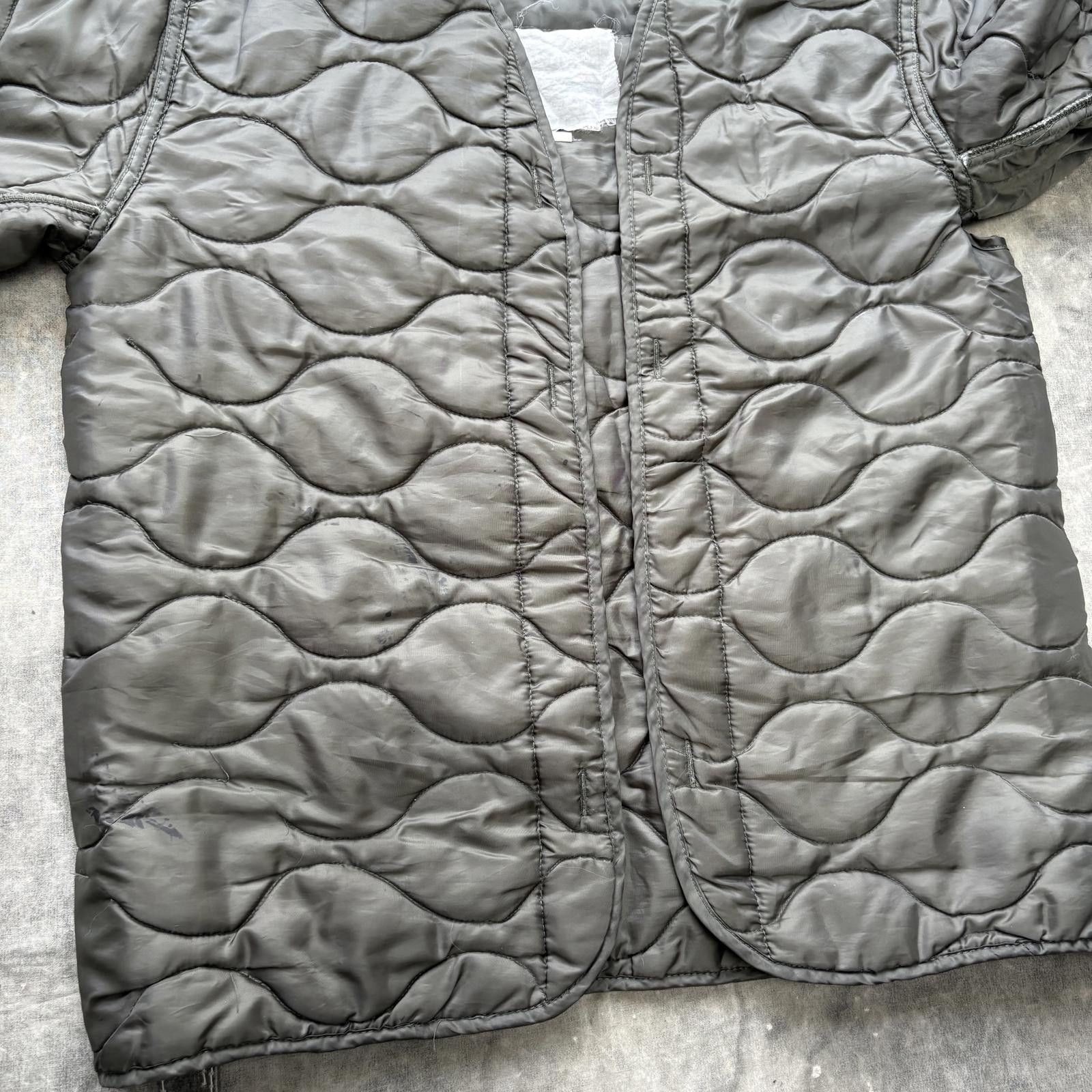 Vintage Vintage 80s Green Military Quilted Grunge M65 Jacket Liner Size US S / EU 44-46 / 1 - 5 Thumbnail