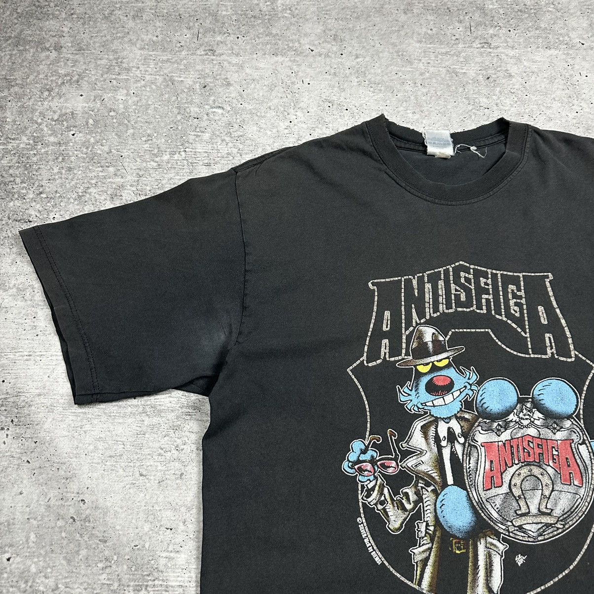 Vintage Vintage 90s Antisfiga T-shirt Black Men’s Size L Size US L / EU 52-54 / 3 - 2 Thumbnail
