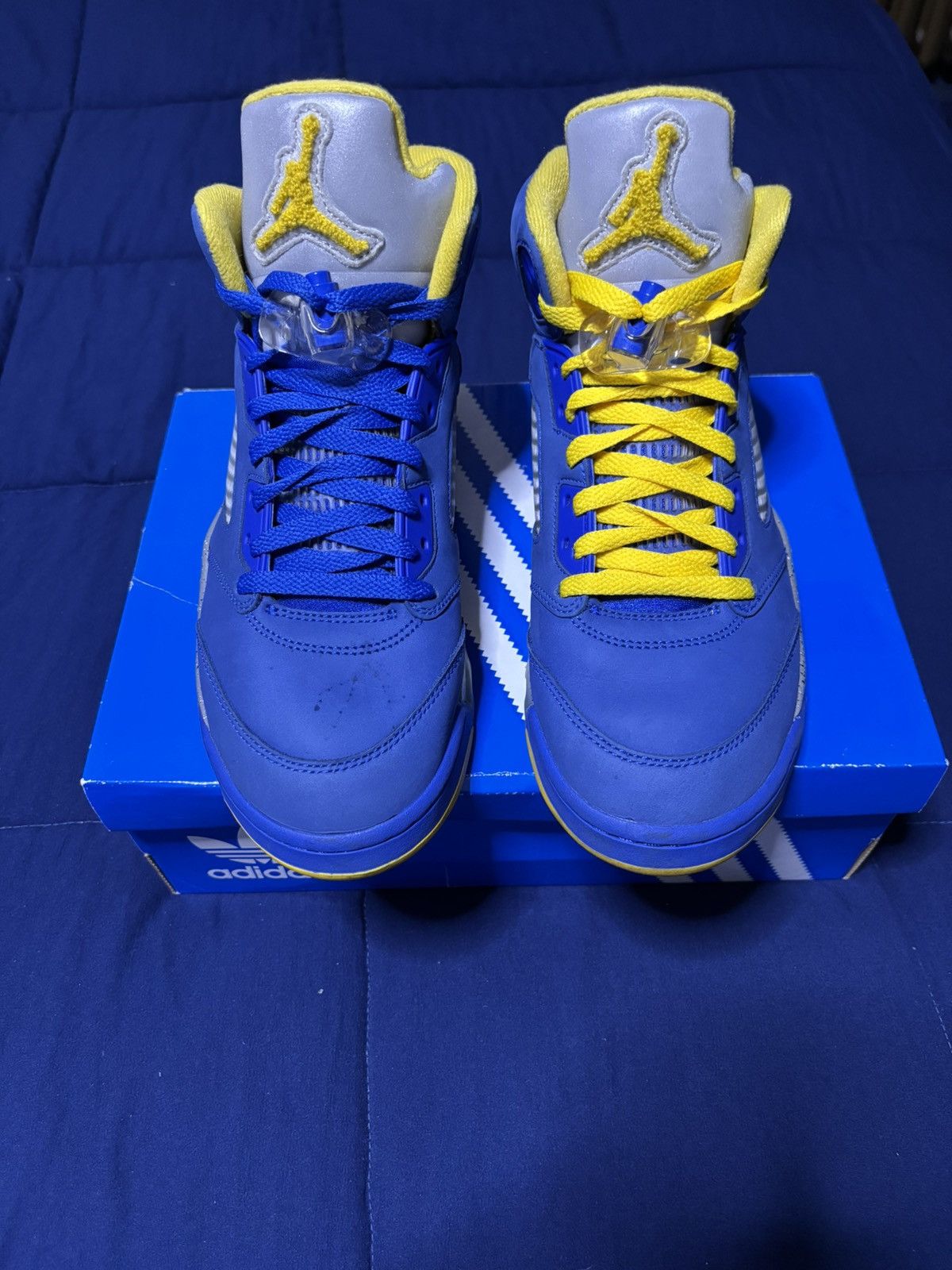 Jordan Brand Air Jordan 5 Retro Laney 2019 Size 9 Size US 9 / EU 42 - 2 Thumbnail