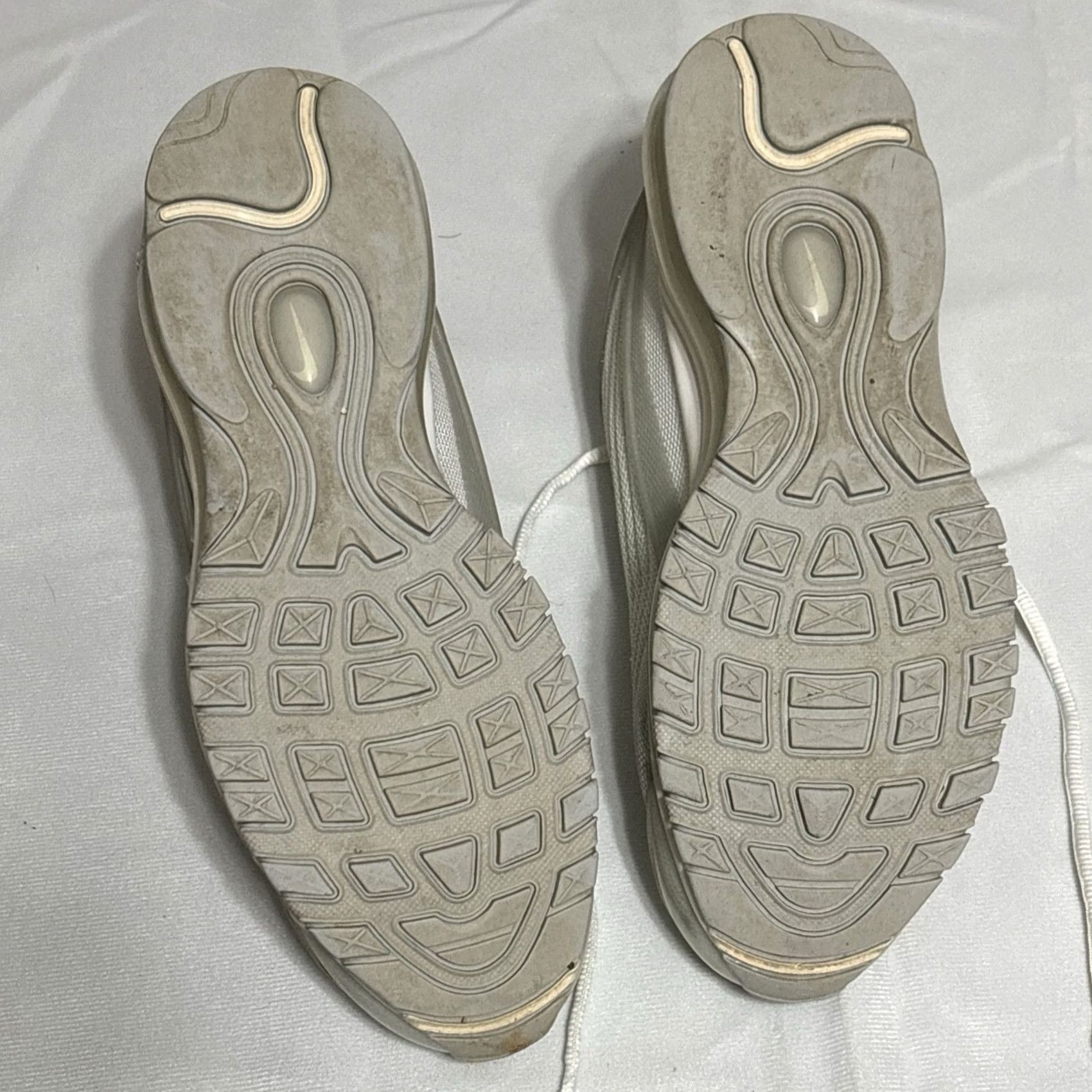 Nike Nike Air Max Deluxe Sneaker Men's Athletic Shoes AV2589-100 White Sz 9 Size US 9 / EU 42 - 8 Thumbnail