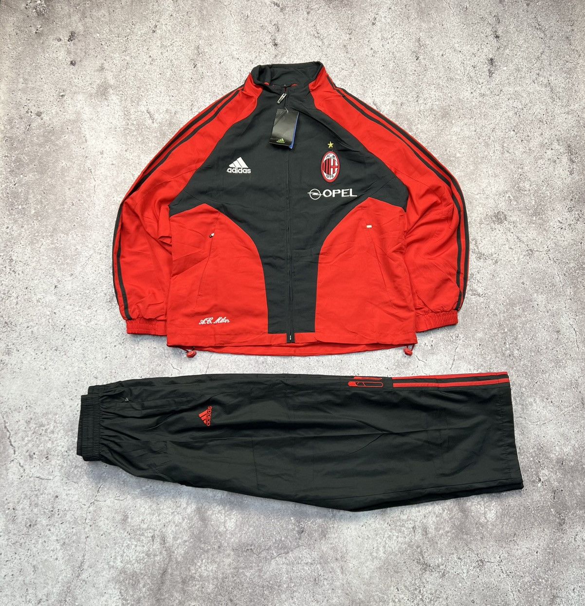 Adidas Adidas 2006 AC Milan Blokecore Tracksuit Jacket Pants Size US M / EU 48-50 / 2 - 1 Thumbnail