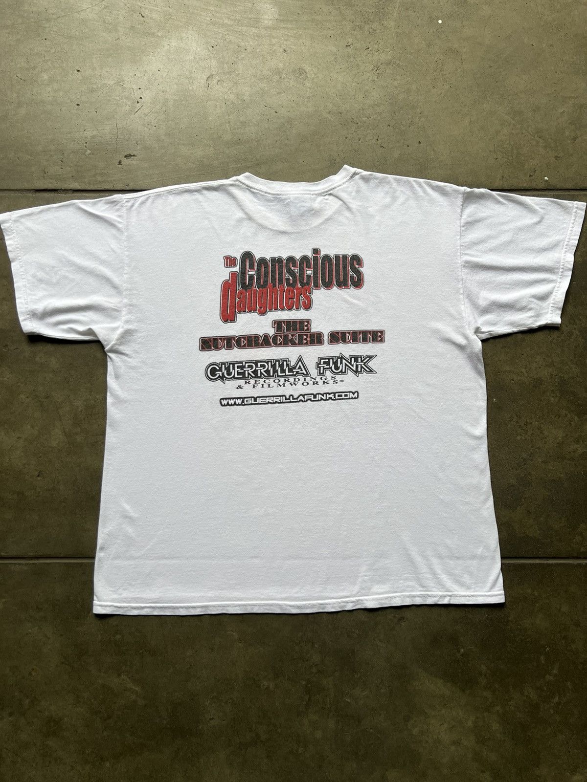 Rap Tees × Vintage Y2K Conscious Daughters The Nutcracker Suite Rap Tee Shirt Size US XL / EU 56 / 4 - 2 Thumbnail