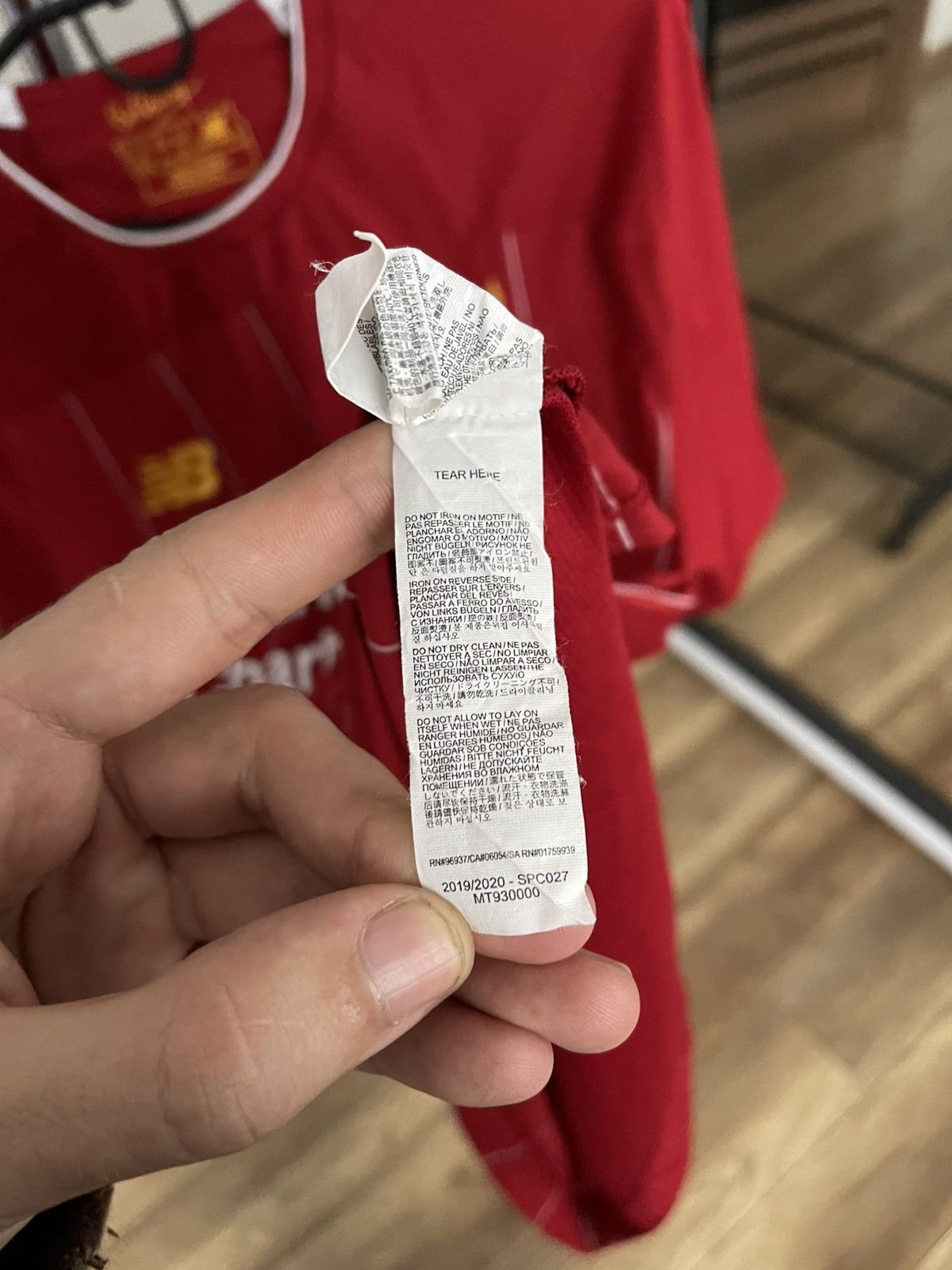 New Balance 2019/2020 Liverpool New Balance Soccer Jersey Kit Shirt Tee Size US M / EU 48-50 / 2 - 14 Thumbnail