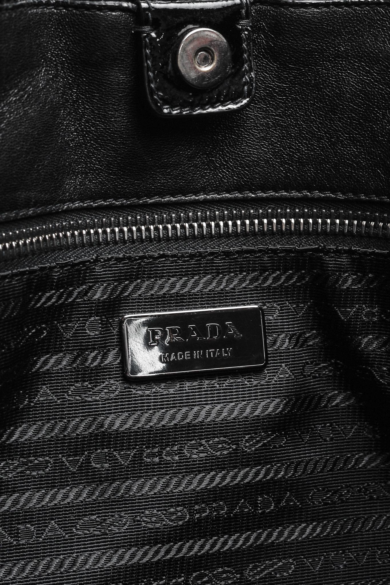 Prada Prada Nero Vernice Gaufre Leather Tote Size ONE SIZE - 11 Thumbnail