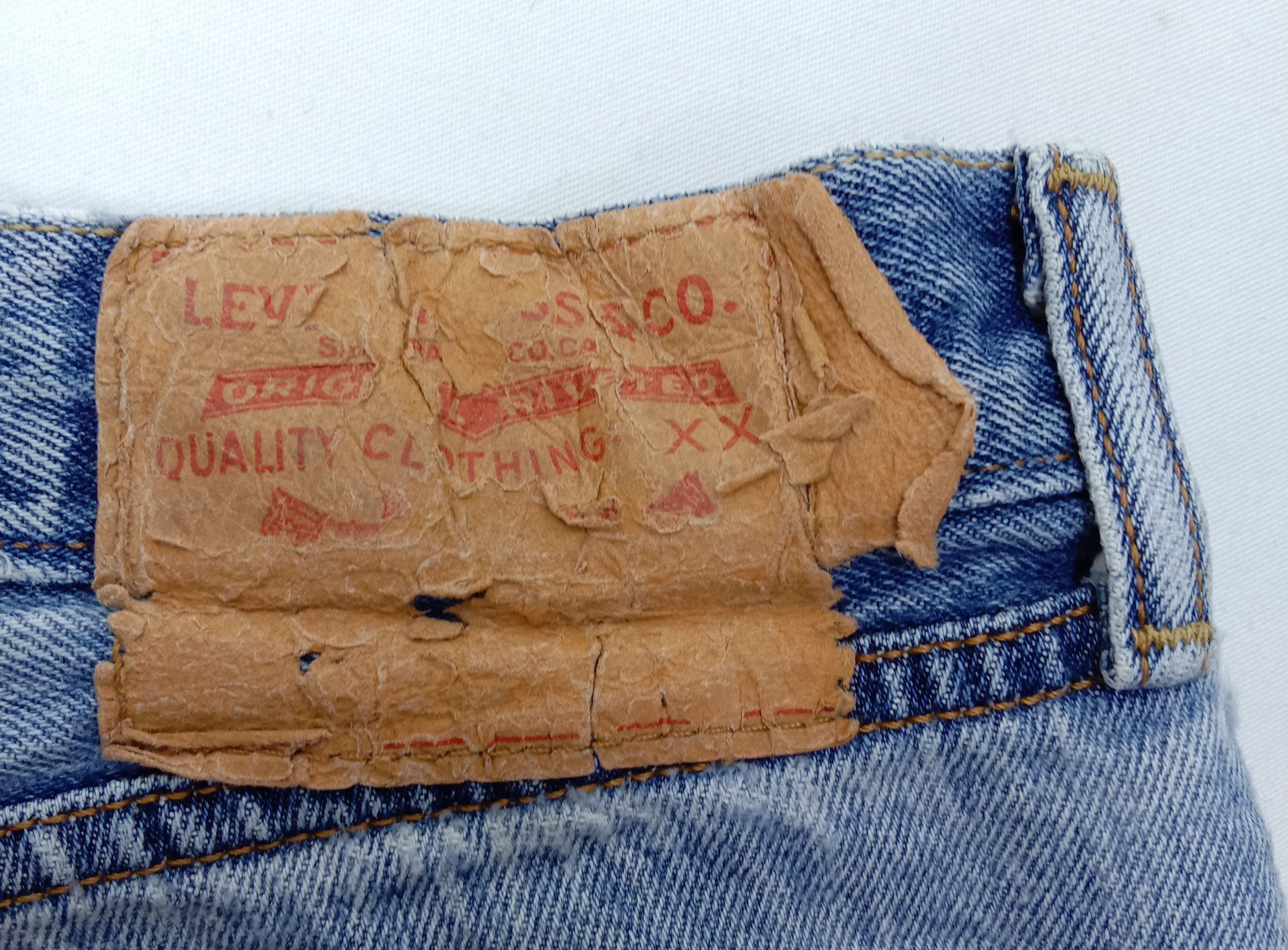 Levi's Vintage Levi's 501 Light Wash Jeans Button Fly Denim Size US 42 / EU 58 - 14 Thumbnail