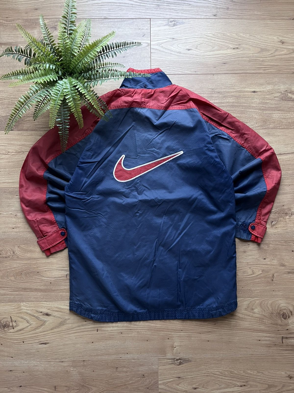 Nike 90’s NIKE RETRO BIG SWOOSH LOGO OVERSIZED TRACK JACKET Y2K Size US S / EU 44-46 / 1 - 1 Thumbnail