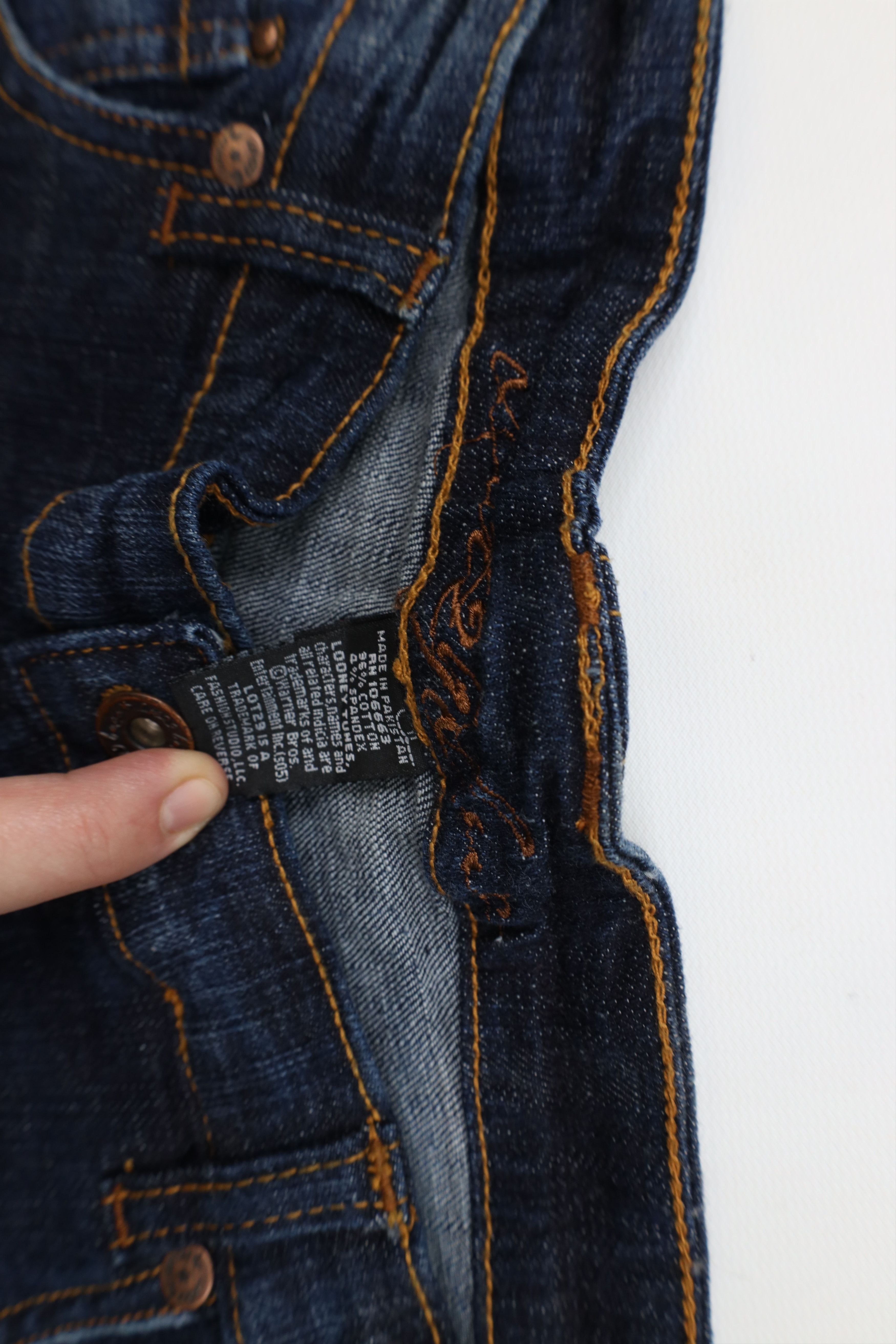 Vintage Deadstock Vintage Y2K Lot 29 Looney Tunes Wide Leg Jeans Size 32" / US 10 / IT 46 - 9 Thumbnail