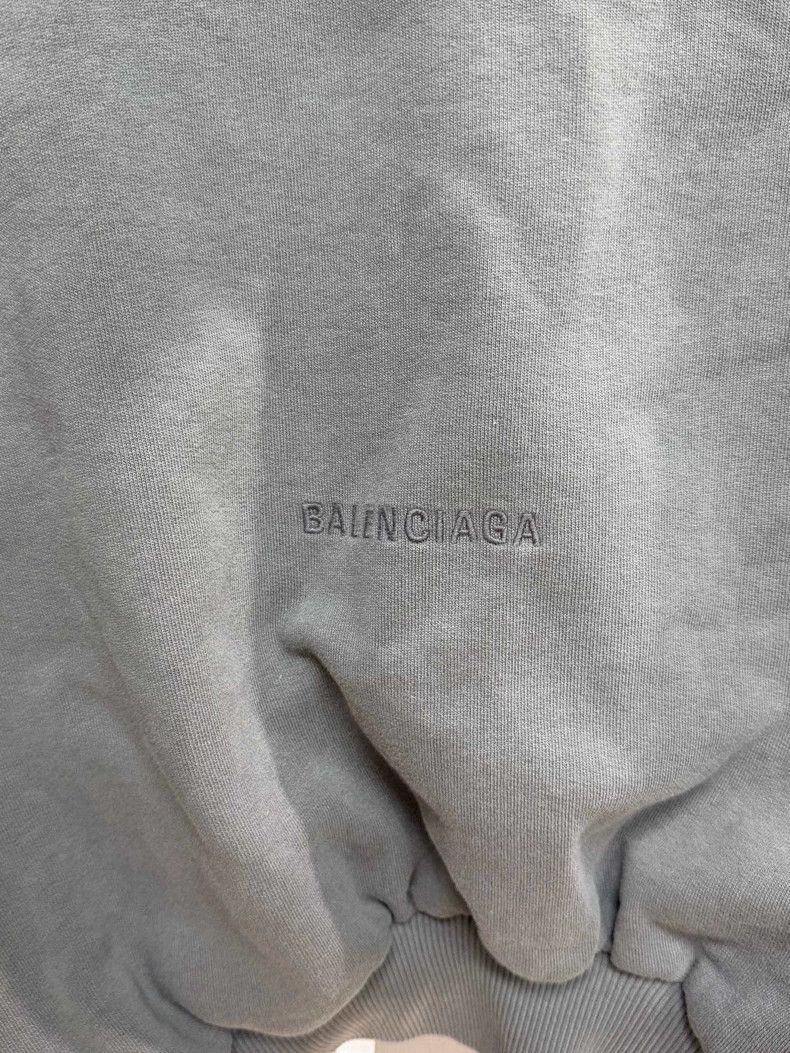 Balenciaga Balenciaga Cropped human being embroidered jacket Size US M / EU 48-50 / 2 - 4 Thumbnail