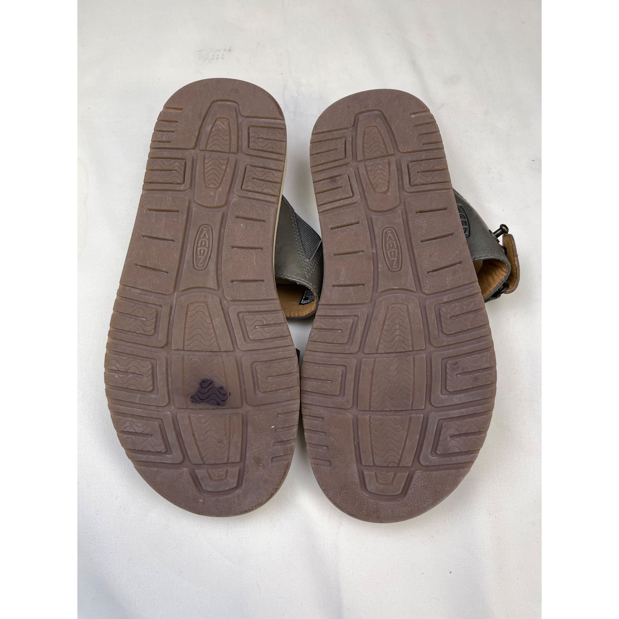 KEEN Keen Women's Silver Slide Birch Leather Sandals/Shoes Size6 Size US 6 / IT 36 - 6 Thumbnail