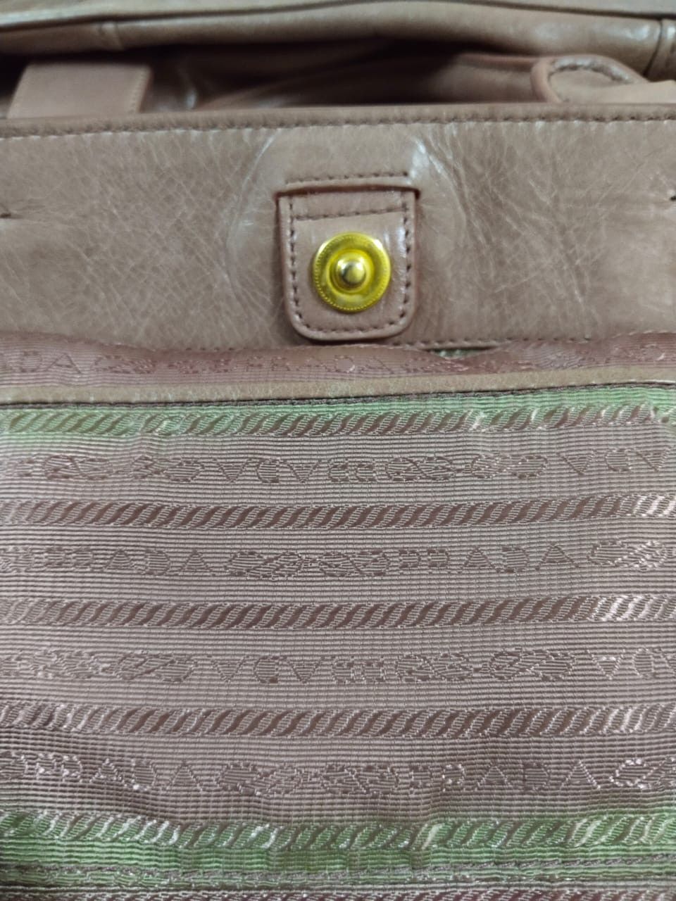Prada Authentic Prada Vitello Shine Shoulder Bag Size ONE SIZE - 21 Thumbnail