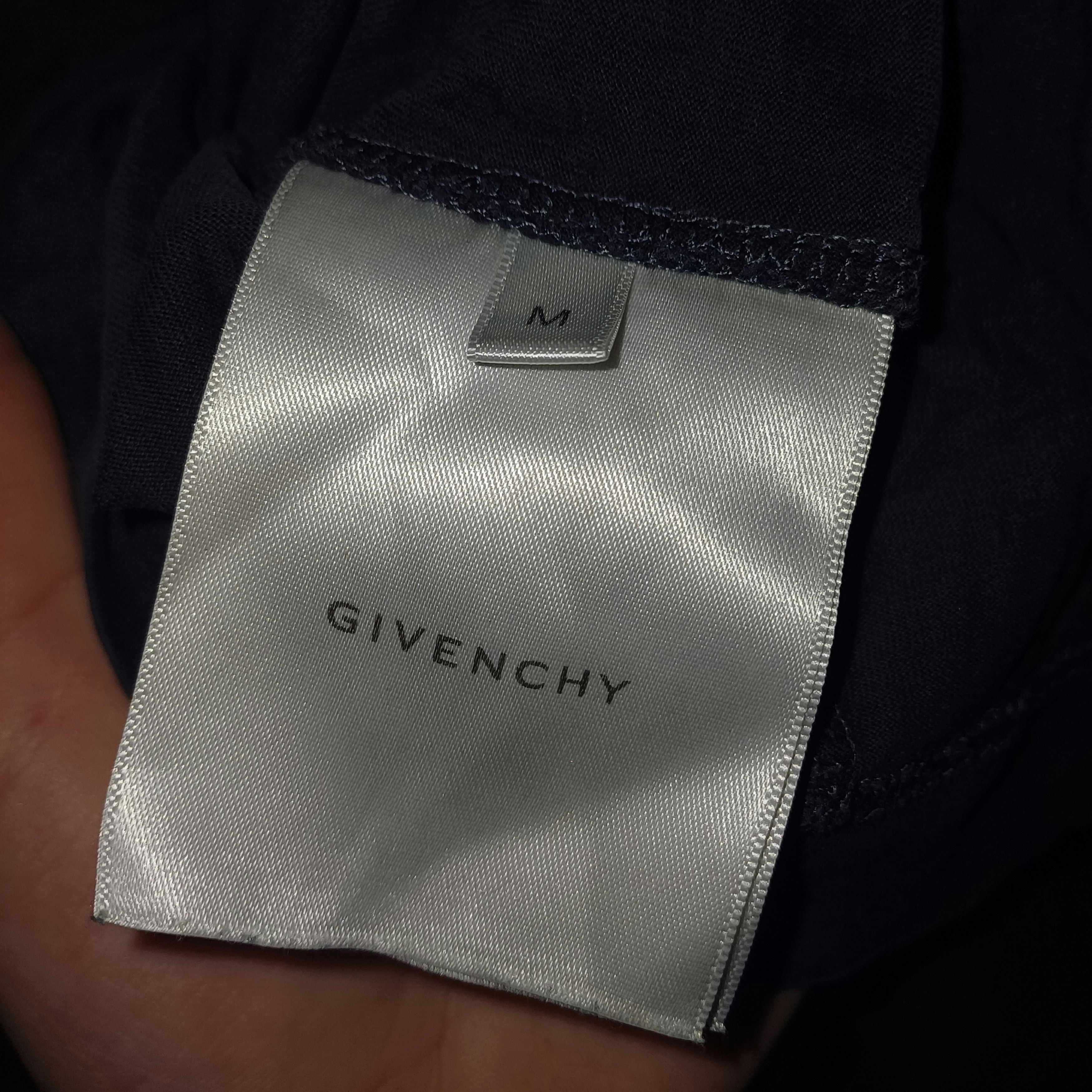 Givenchy Givenchy Multi Metal Logo T-Shirt Size US L / EU 52-54 / 3 - 7 Thumbnail