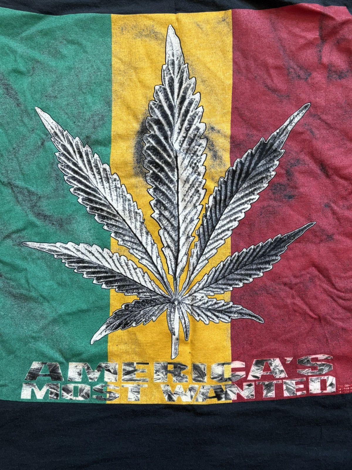 Vintage Americas Most Wanted Weed tee Size US XL / EU 56 / 4 - 2 Thumbnail