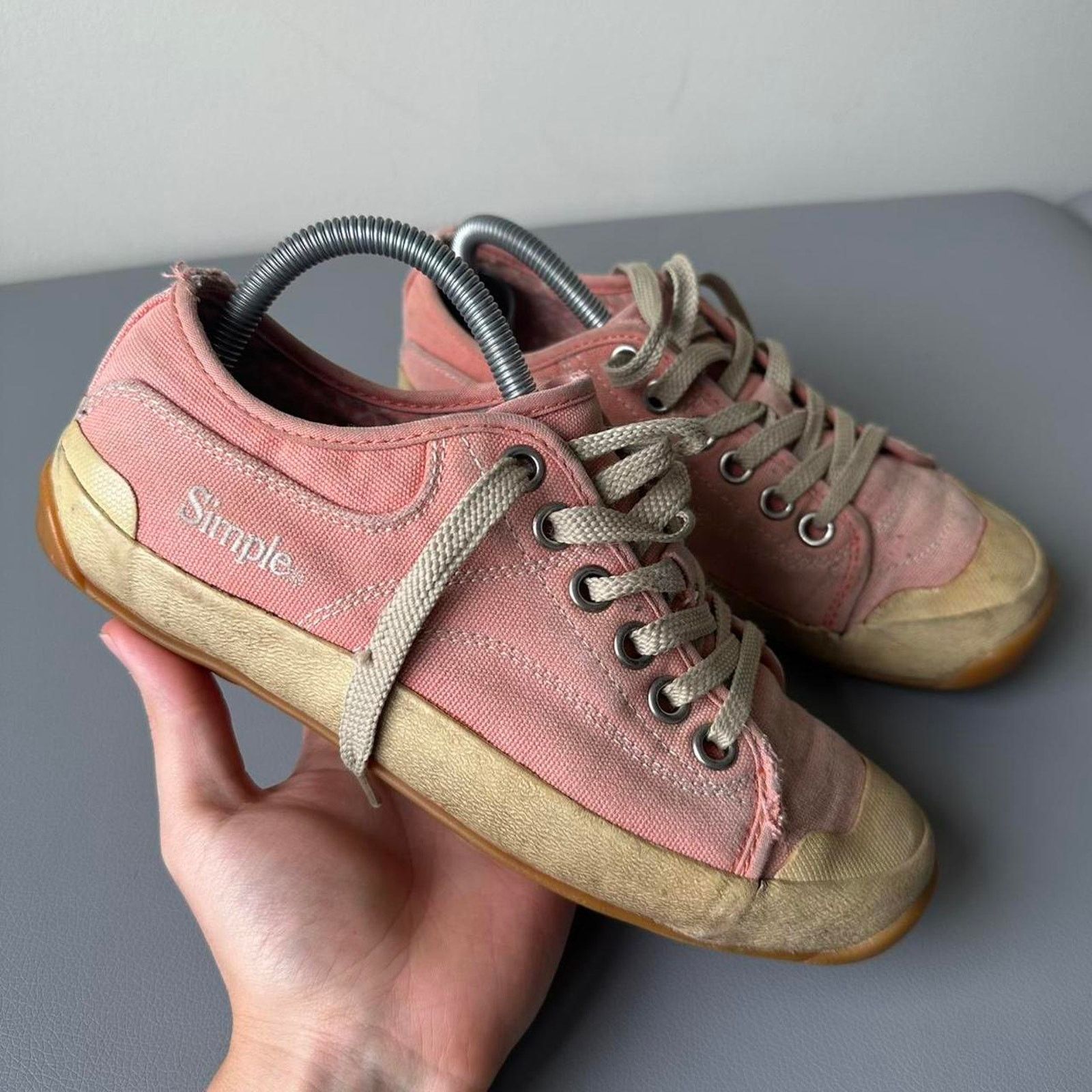 Vintage Vintage thrashed faded pink simple shoes Size US 8.5 / IT 38.5 - 1 Thumbnail