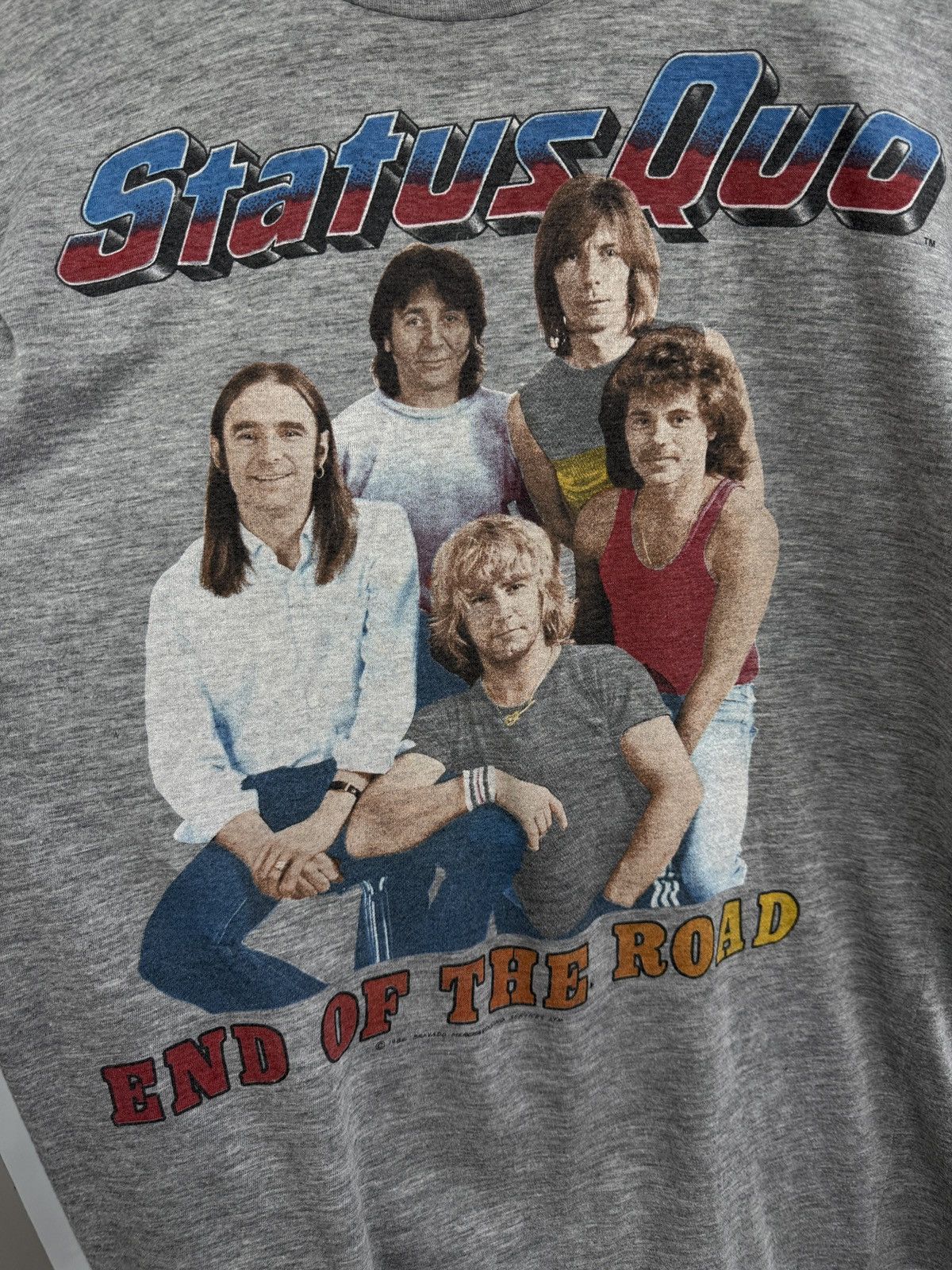 Band Tees 🏴󠁧󠁢󠁥󠁮󠁧󠁿 Vintage 1984 Status Quo End of the Road T-Shirt Rare Retro Size US L / EU 52-54 / 3 - 5 Thumbnail