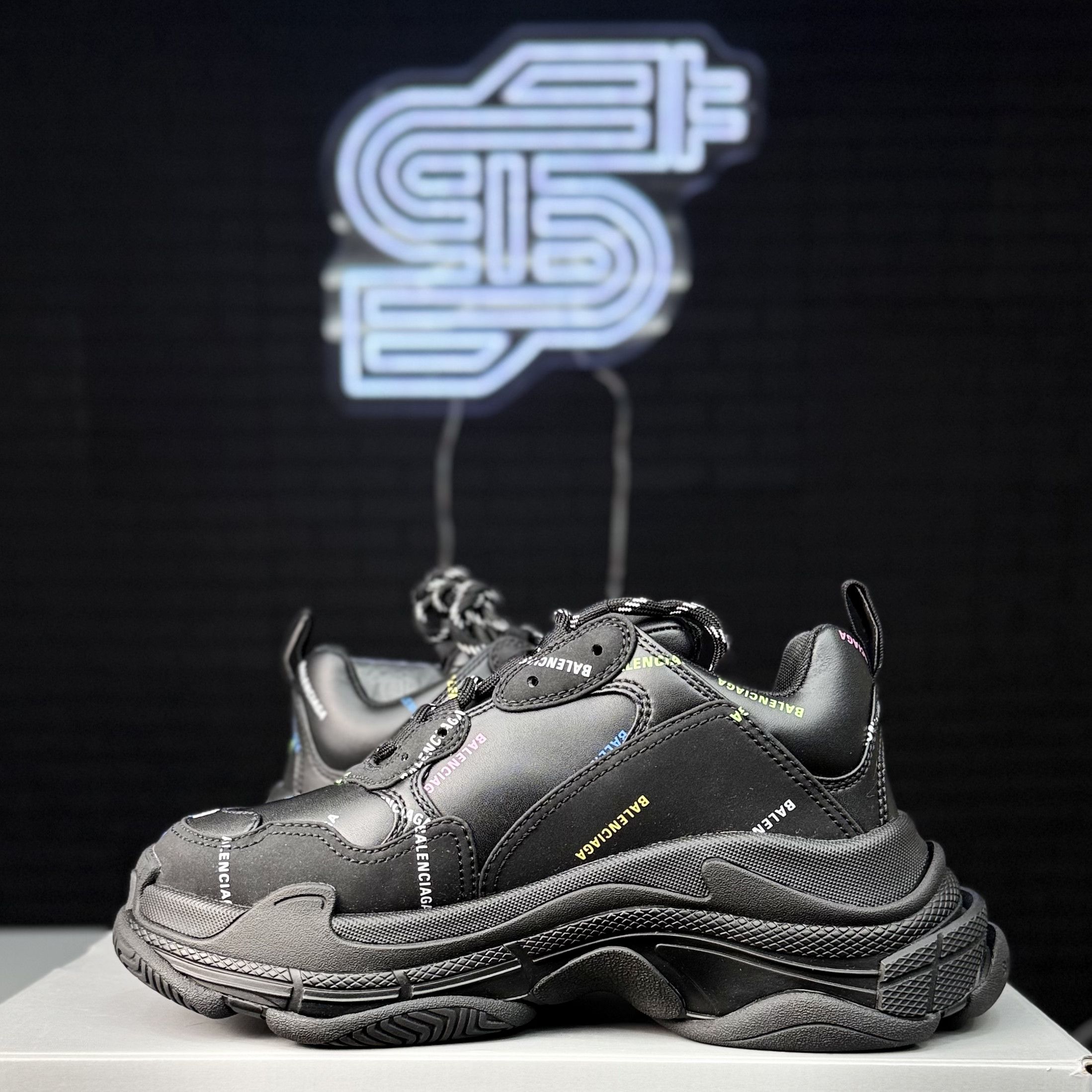 Balenciaga Balenciaga Triple-S All Over Sneaker Black/Multi Size US 6.5 / EU 39-40 - 4 Thumbnail