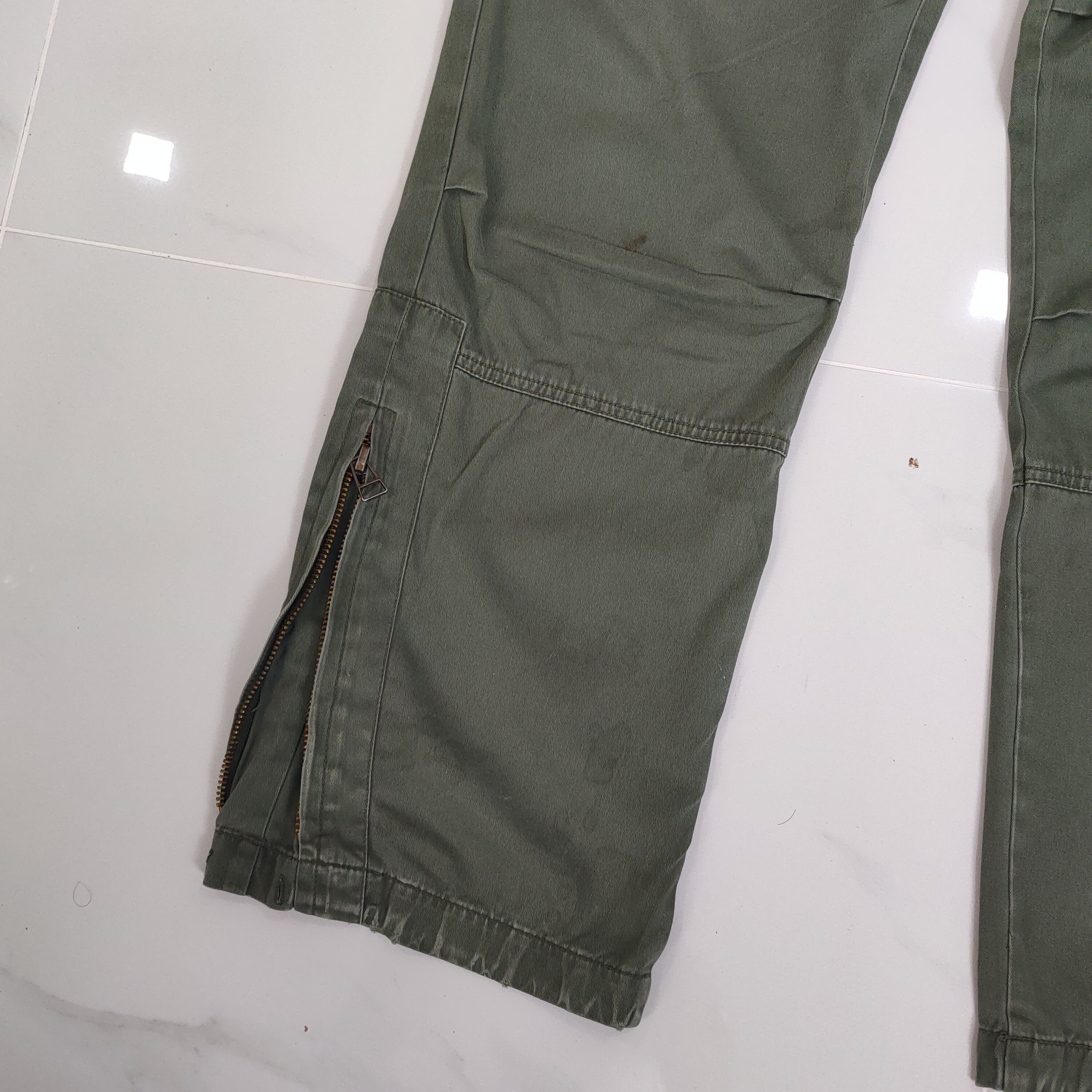 Japanese Brand VINTAGE JAPANESE BONDAGE CARGO PANTS Size US 34 / EU 50 - 8 Thumbnail