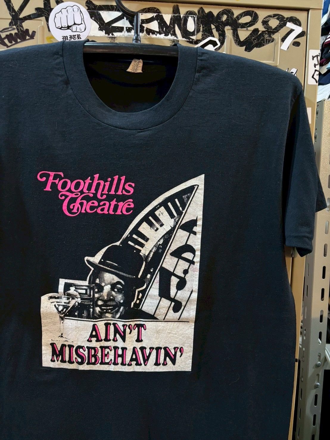 Band Tees Foothills Theatre Size US L / EU 52-54 / 3 - 3 Thumbnail