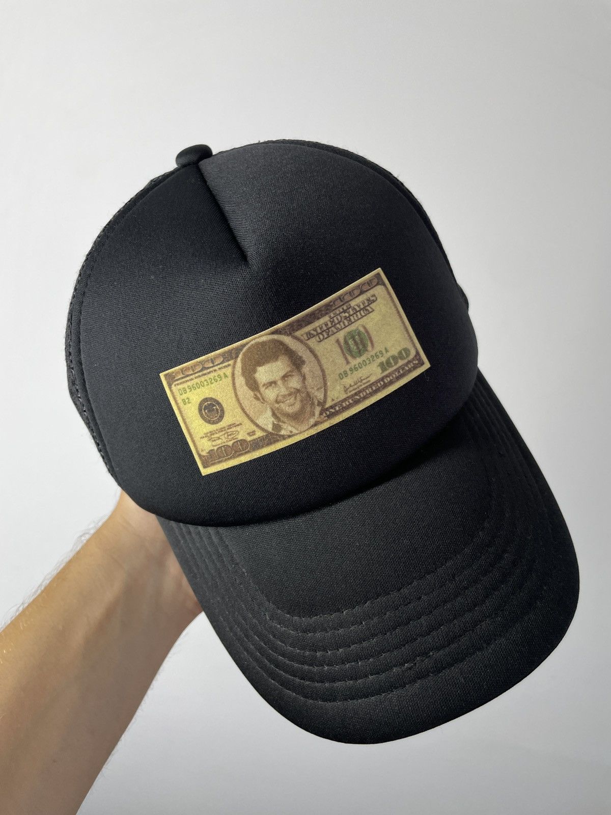 Japanese Brand Cartel Pablo Escobar 100 Dollars Trucker Size ONE SIZE - 6 Thumbnail