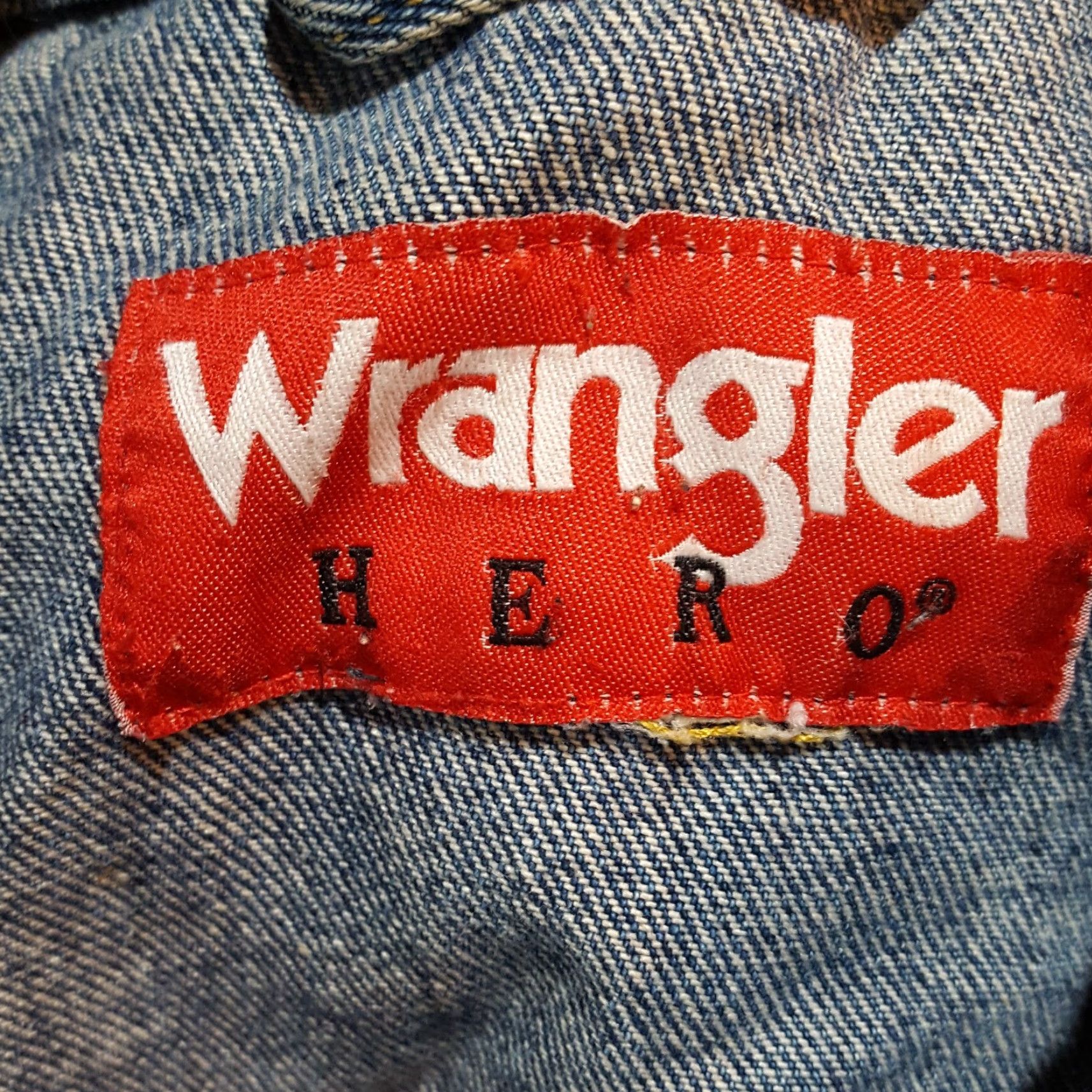 Wrangler VINTAGE Wrangler Denim Jacket Men Large Casual Western Grunge 90s Southwestern Y2K Size US 33 - 7 Thumbnail