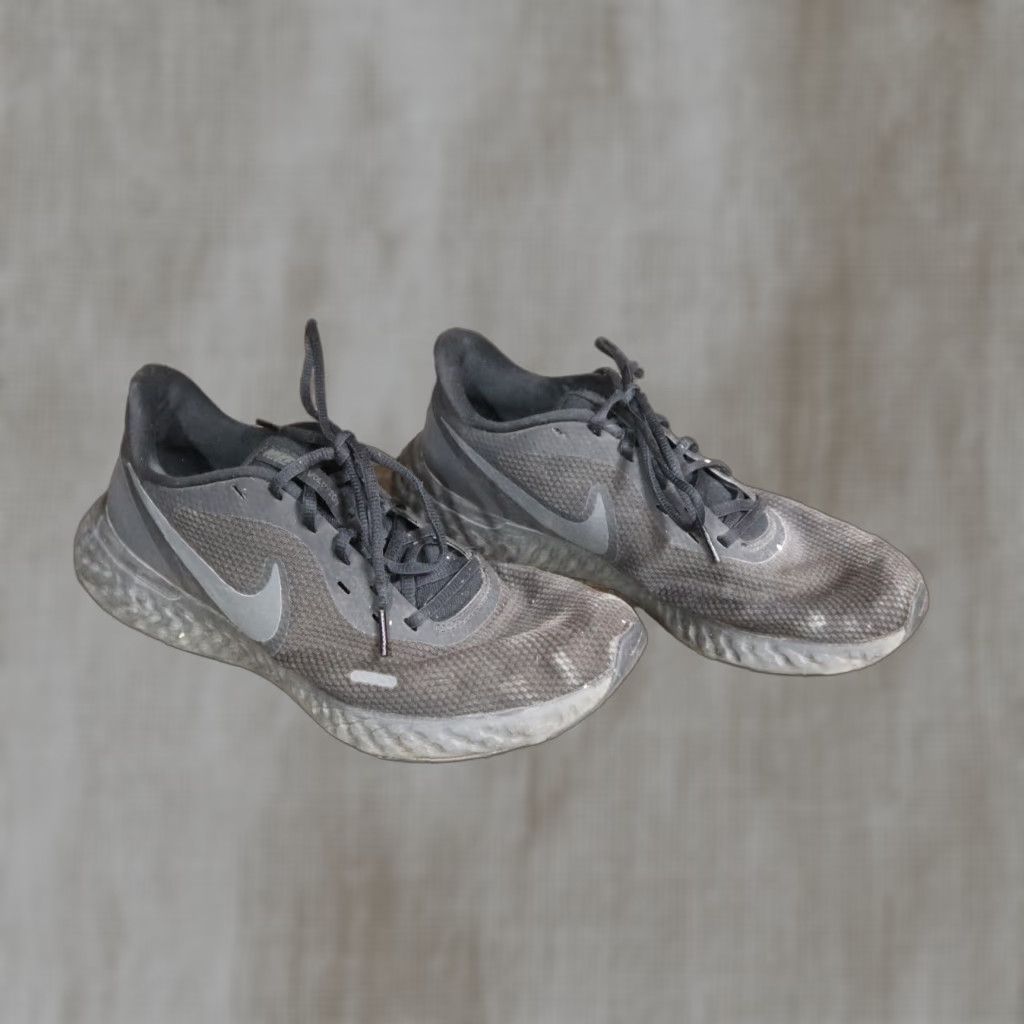 Nike Nike Revolution 5 Sneaker Men 10 US / 9 UK / 44 EU Black BQ3204-001 - Nike Revolution 5 Shoes Men 10 US 9 UK 44 EU Black Size US 11 / EU 44 - 1 Thumbnail