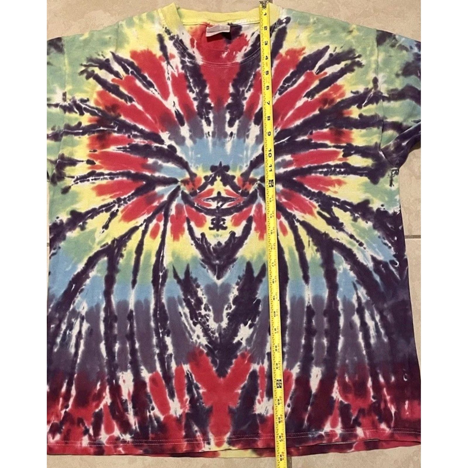 Vintage VINTAGE Protect Our Planet Tie Dye Shirt M Red Beach Surf 90s Y2K Mens Graphic Tee Size US M / EU 48-50 / 2 - 8 Thumbnail