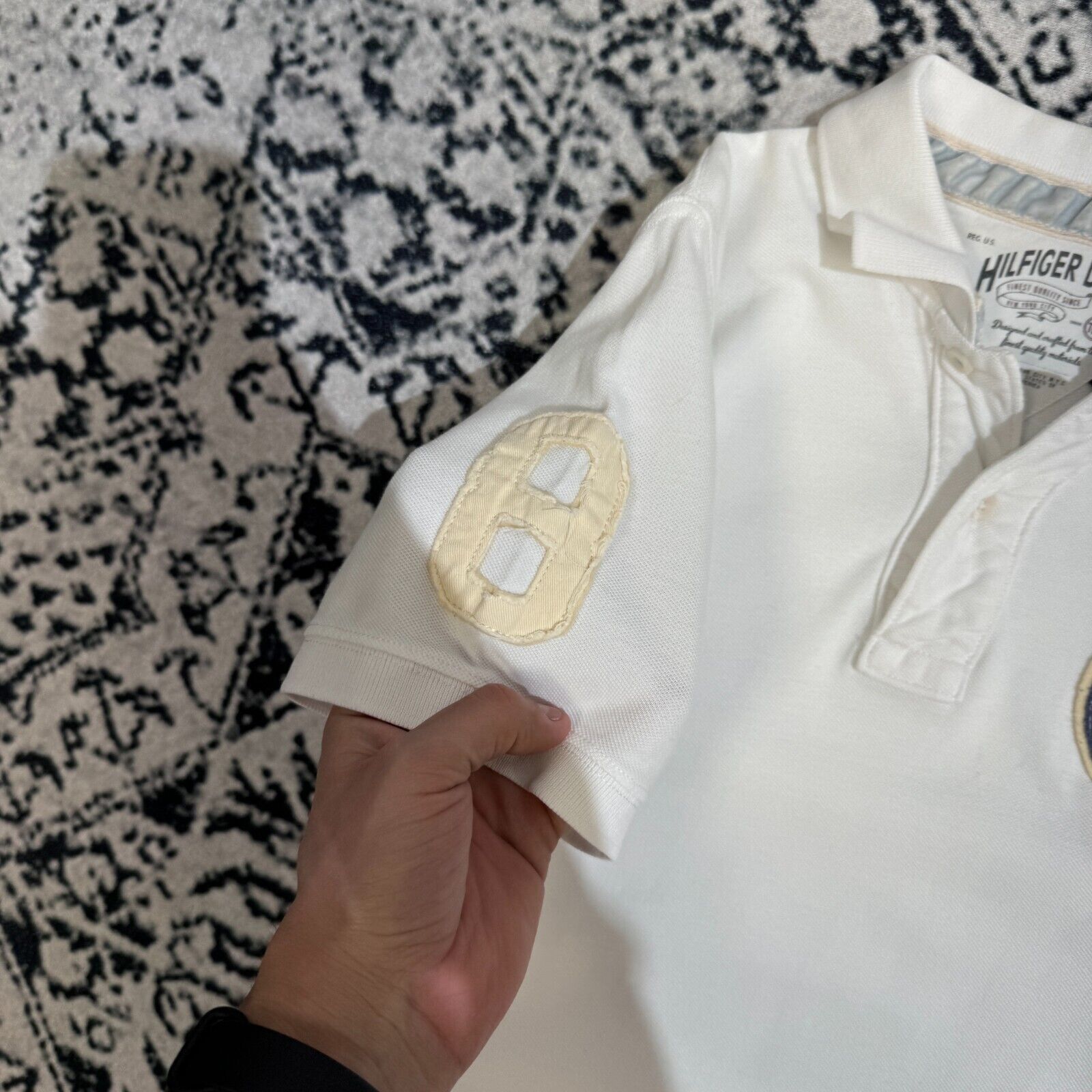 Tommy Hilfiger × Vintage Vintage Tommy Hilfiger White Cotton Polo Shirt Size S 90s Size US S / EU 44-46 / 1 - 6 Thumbnail