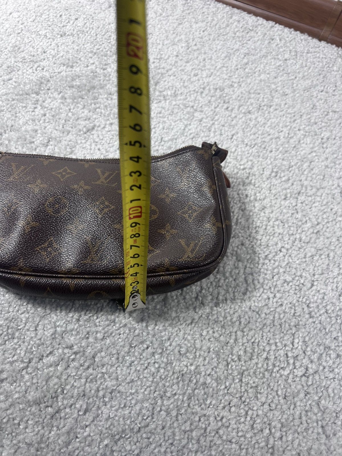 Louis Vuitton Louis Vuitton Pochette Handbag Size ONE SIZE - 13 Thumbnail