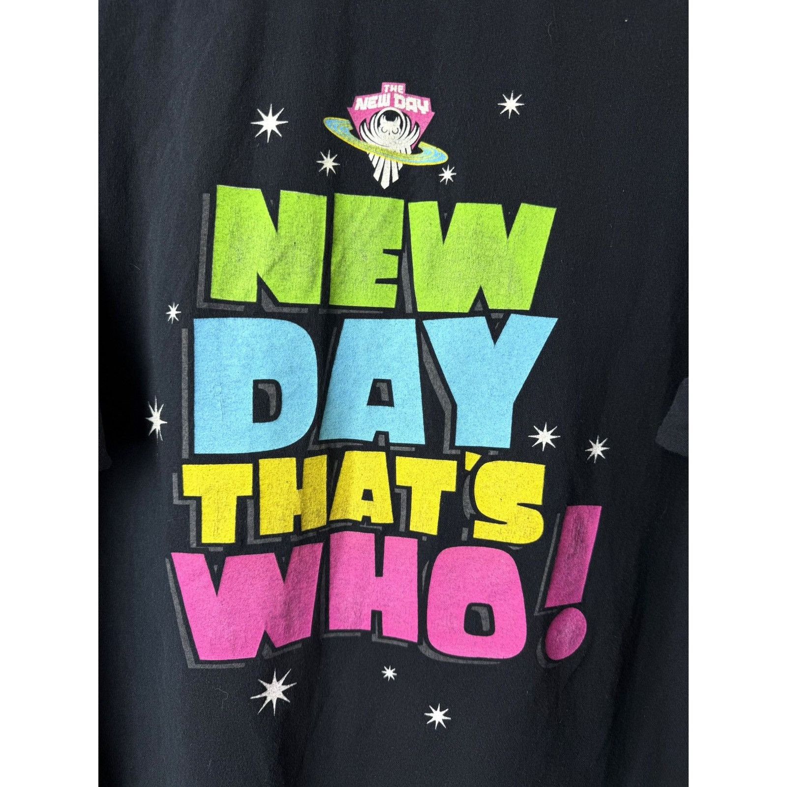 WWE Vintage WWE New Day Thats WHO? WWF T Shirt Wrestling Size US XL / EU 56 / 4 - 6 Thumbnail