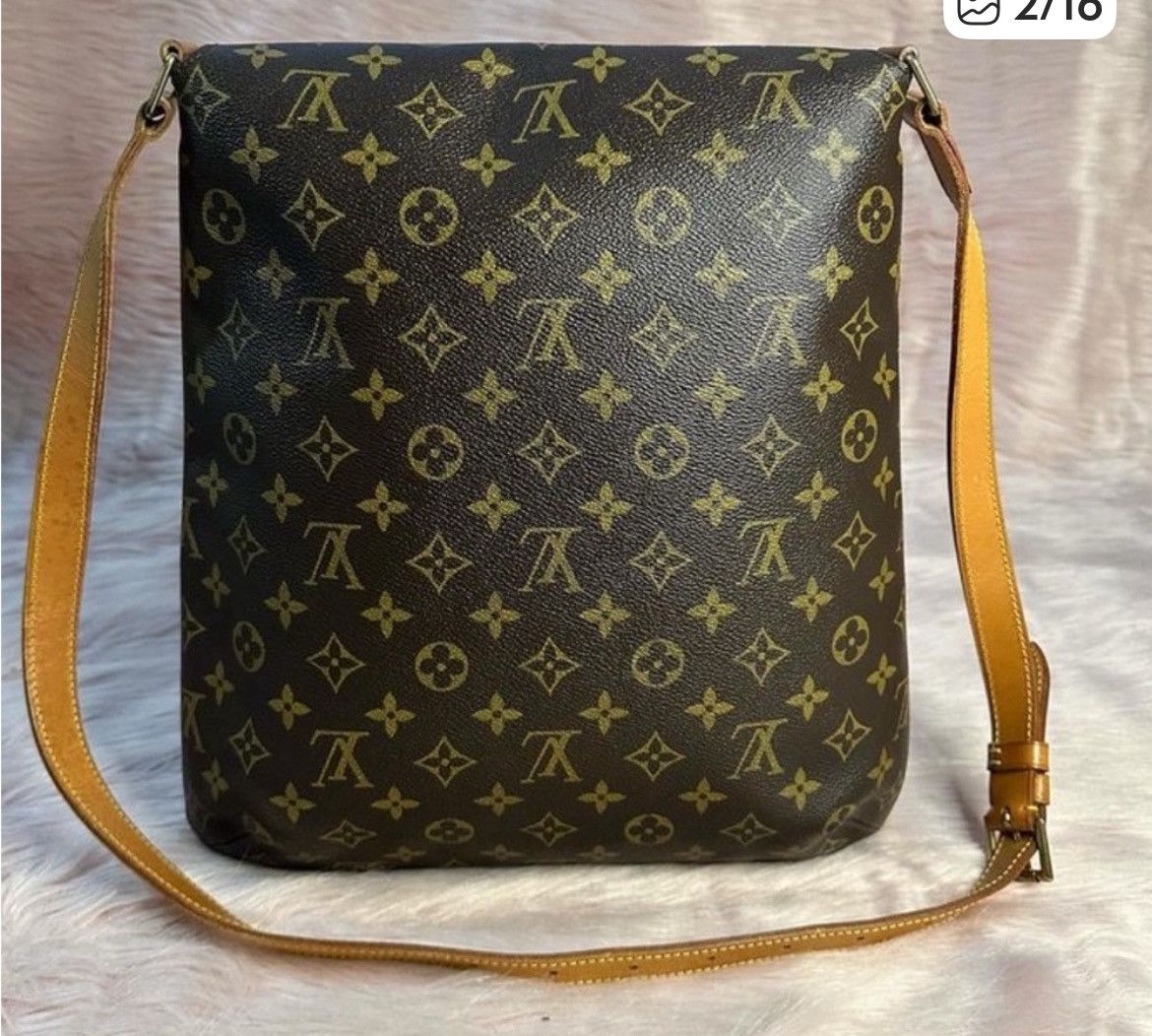 Louis Vuitton Louis Vuitton Musette Salsa GM Size ONE SIZE - 2 Thumbnail