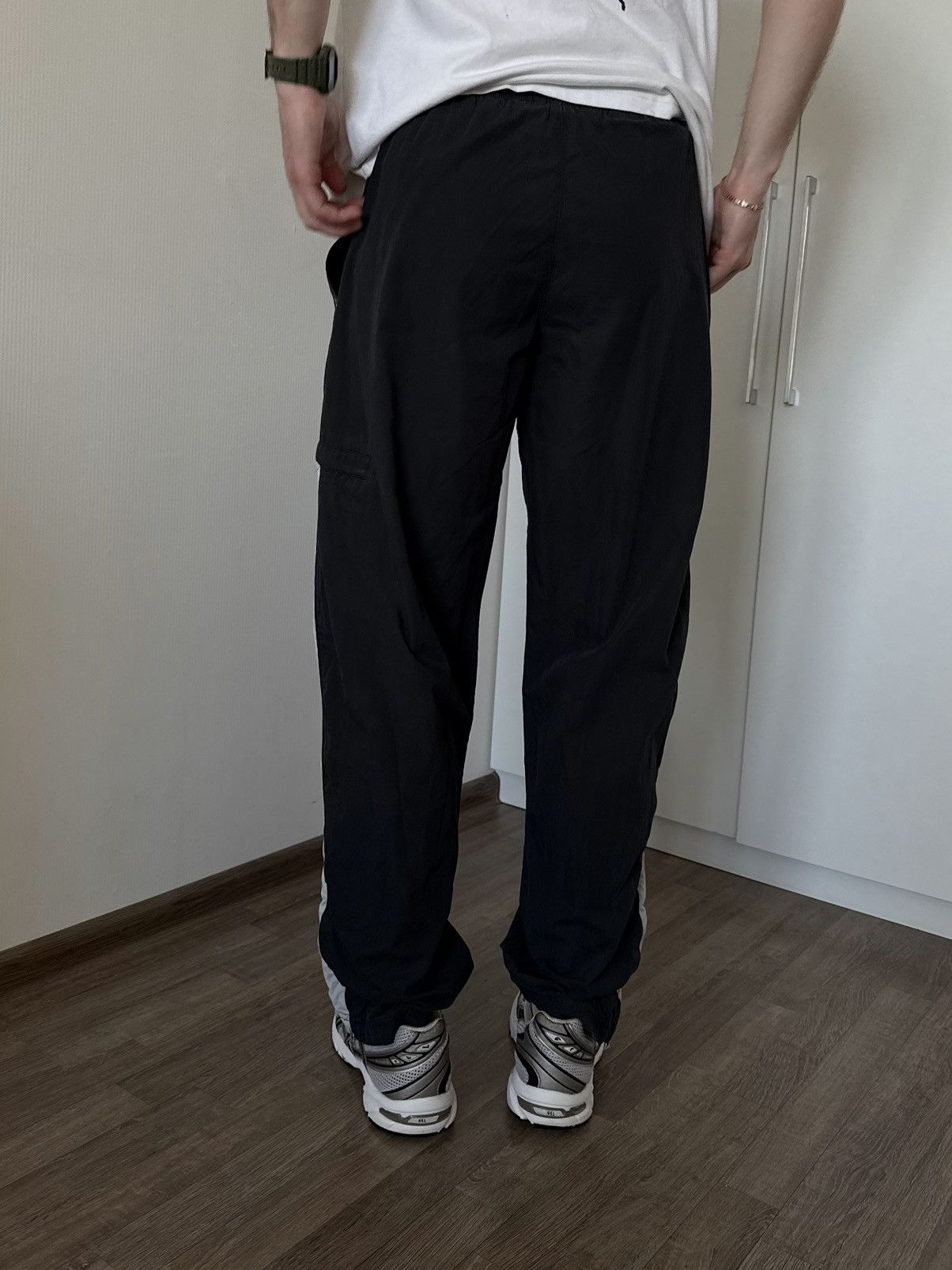 Nike Vintage Y2K Nike Track Drill Nylon Air Max Joggers Sk8 Pants Size US 32 / EU 48 - 2 Thumbnail